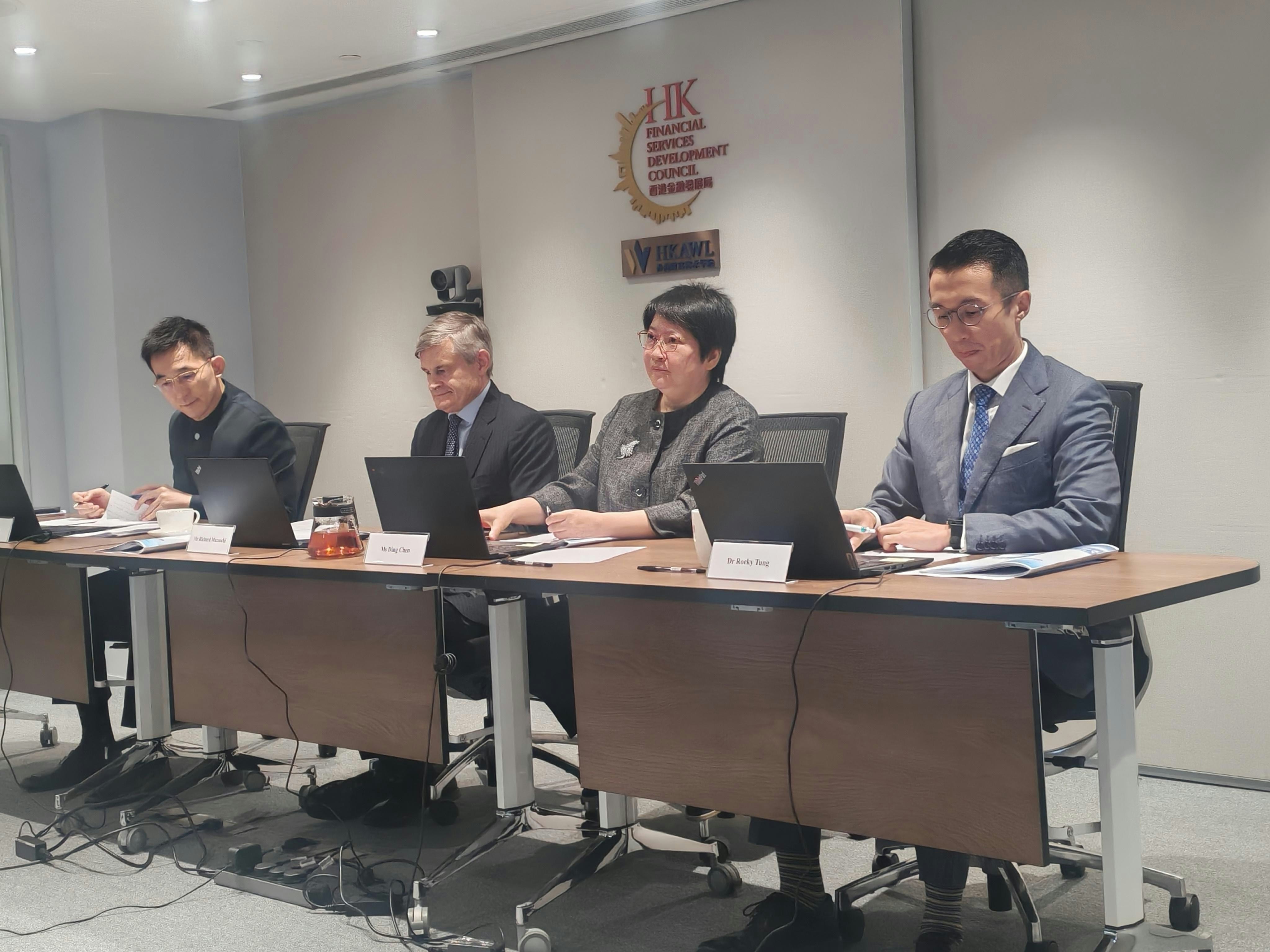 金發局就大宗商品市場提三大建議稱港較新加坡具獨特優勢