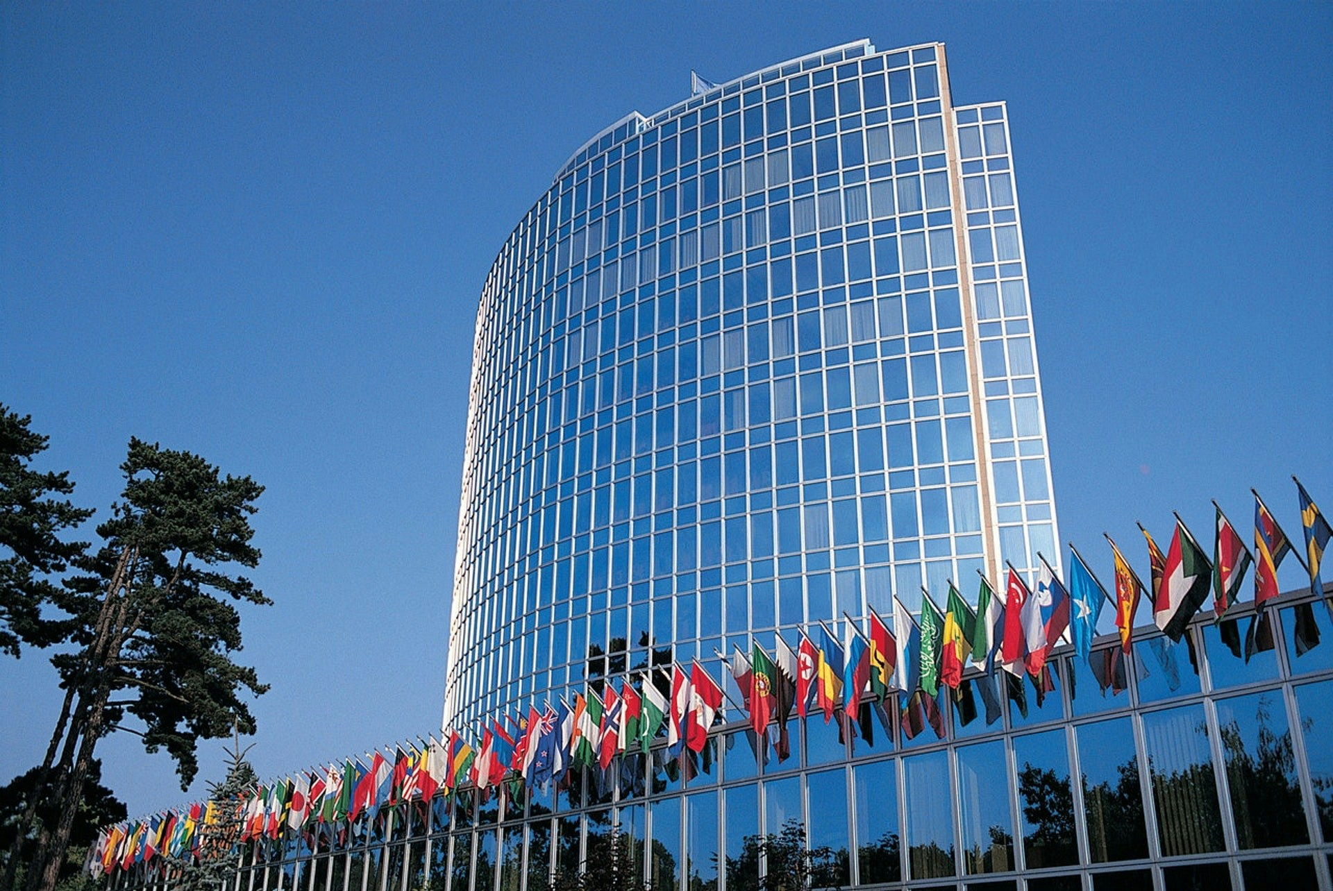 周伯展｜建议联合国总部迁至香港