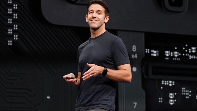 蘋果接班人John Ternus:硬體大將由低做起 被選中因「後生」?