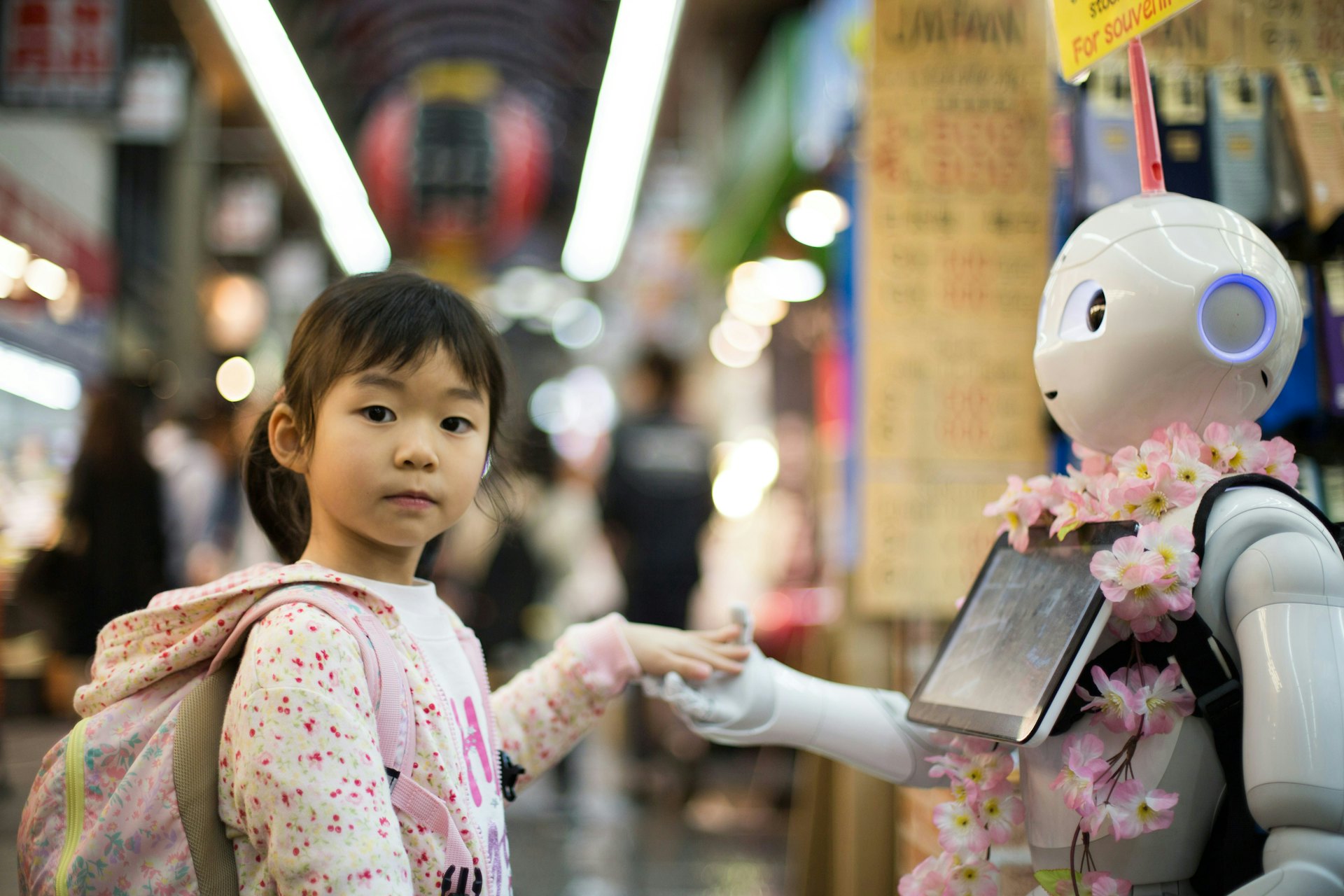 通過政企合作, 能夠將昂貴的AI算力轉化為人人皆可享用的公共資源。(unsplash)