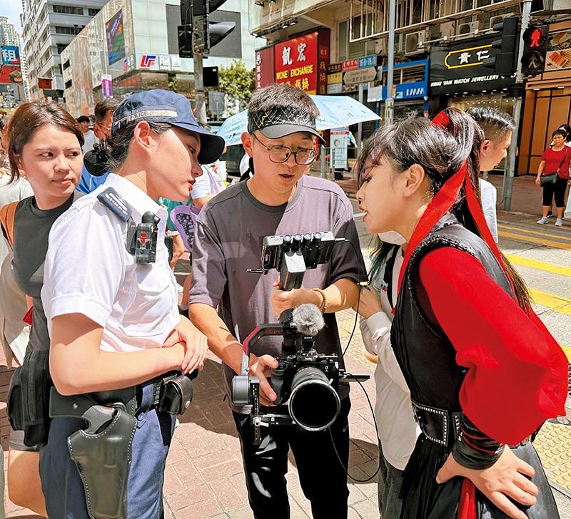 粉丝与发文者关系：既有互动对新内容推荐的作用