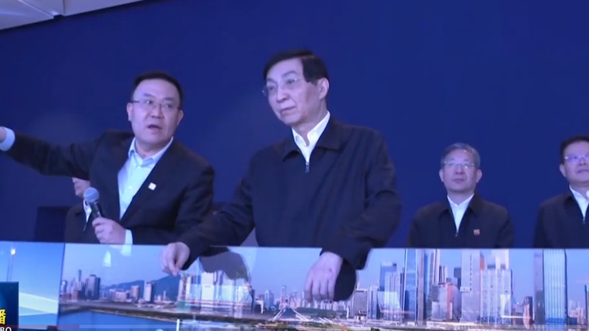 王滬寧在前海調研:要為推進粵港澳大灣區建設發揮更大作用