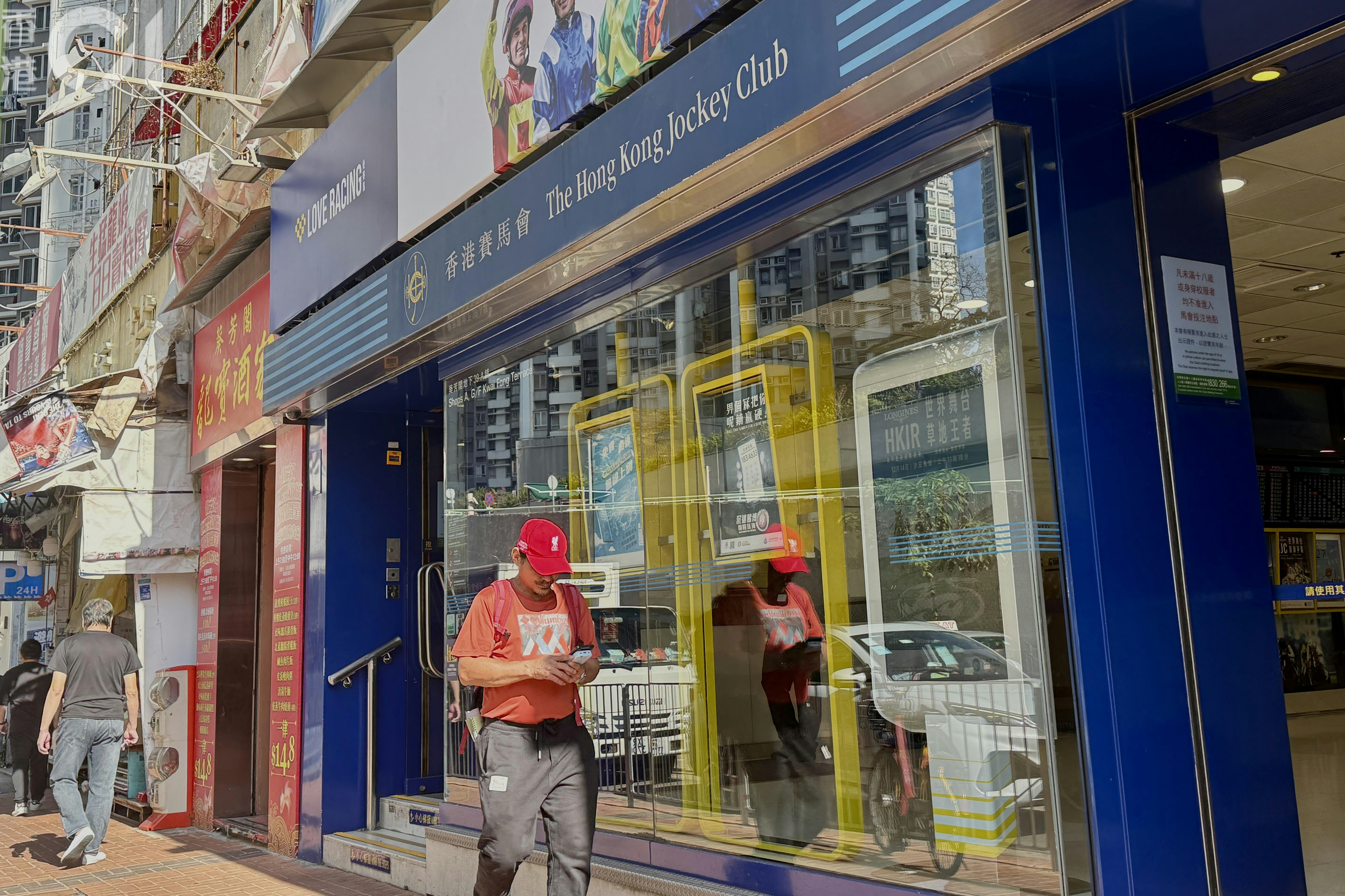 8800万六合彩头奖周六晚搅珠即睇五大热门号码3个搅出逾500次