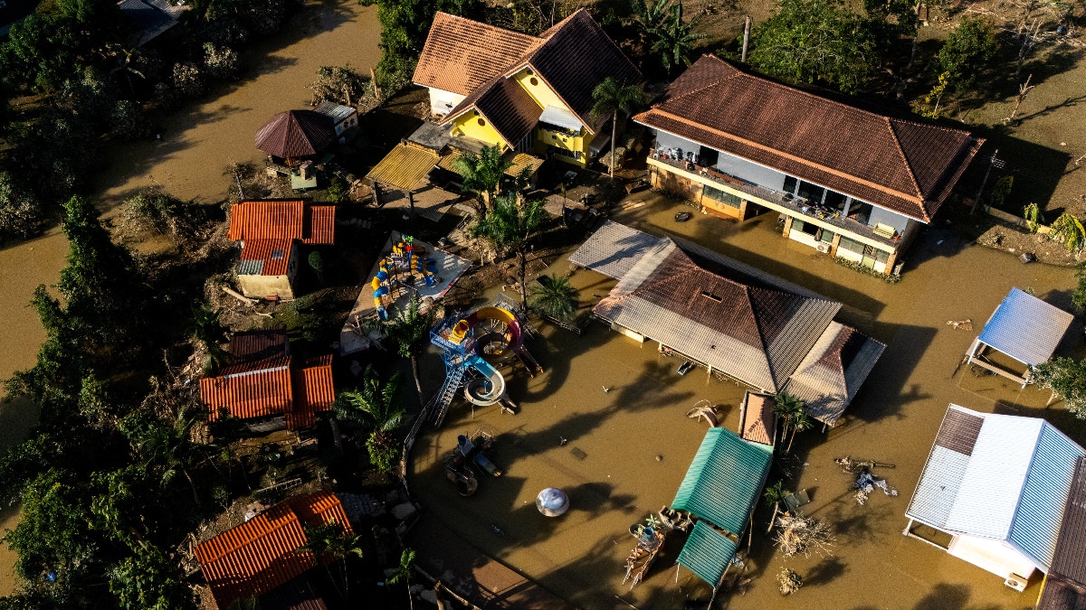 泰国财长称洪灾经济影响轻微据报宋卡旅游业损失或达700亿泰铢