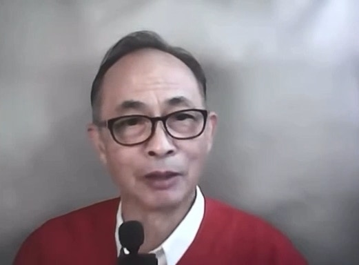 被告黃覺岸，為前民陣副召集人兼時事評論人王岸然。（王岸然YouTube影片截圖）