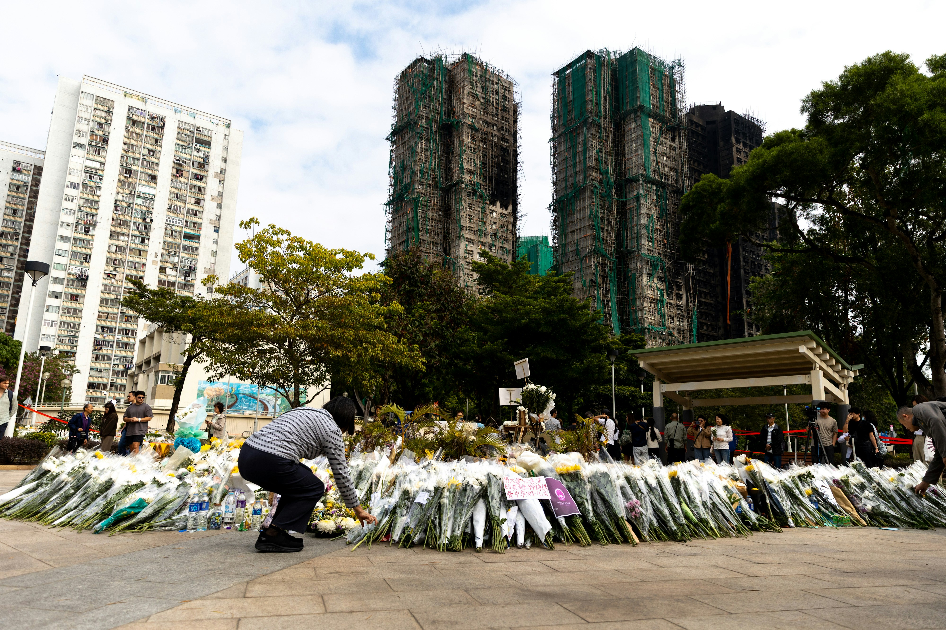 宏福苑火災｜新加坡在港社群籌款助受災者　183萬善款捐援助基金