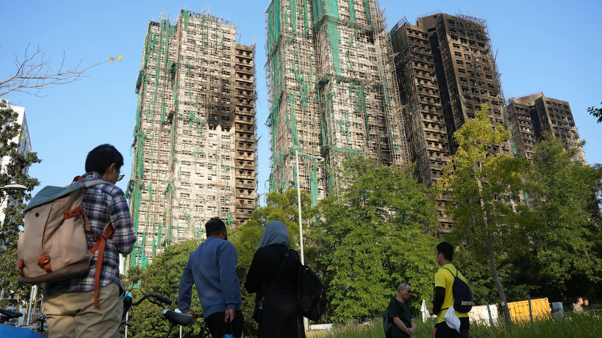 宏福苑|政府諮詢後反指重建難 莊豪鋒稱觀感差 倡列各方案優劣 宏福苑|政府諮詢後反指重建難 莊豪鋒稱觀感差 倡列各方案優劣