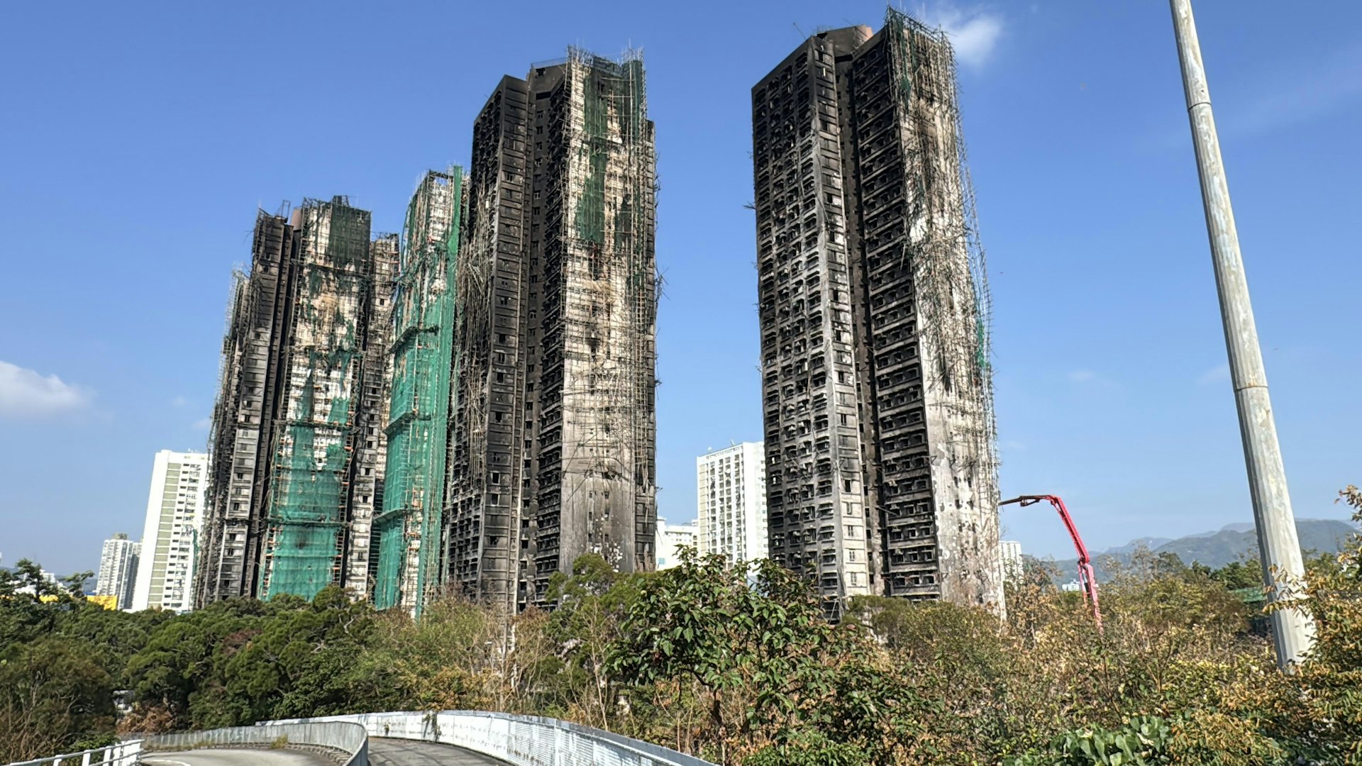 大埔宏福苑發生五級大火後,土地審裁處批准政府申請,解散大埔宏福苑業主立案法團的管理委員會,並委任華懋集團旗下的「合安管理有限公司」為該屋苑的委任管理人。(資料圖片) 大埔宏福苑發生五級大火後,土地審裁處批准政府申請,解散大埔宏福苑業主立案法團的管理委員會,並委任華懋集團旗下的「合安管理有限公司」為該屋苑的委任管理人。(資料圖片)