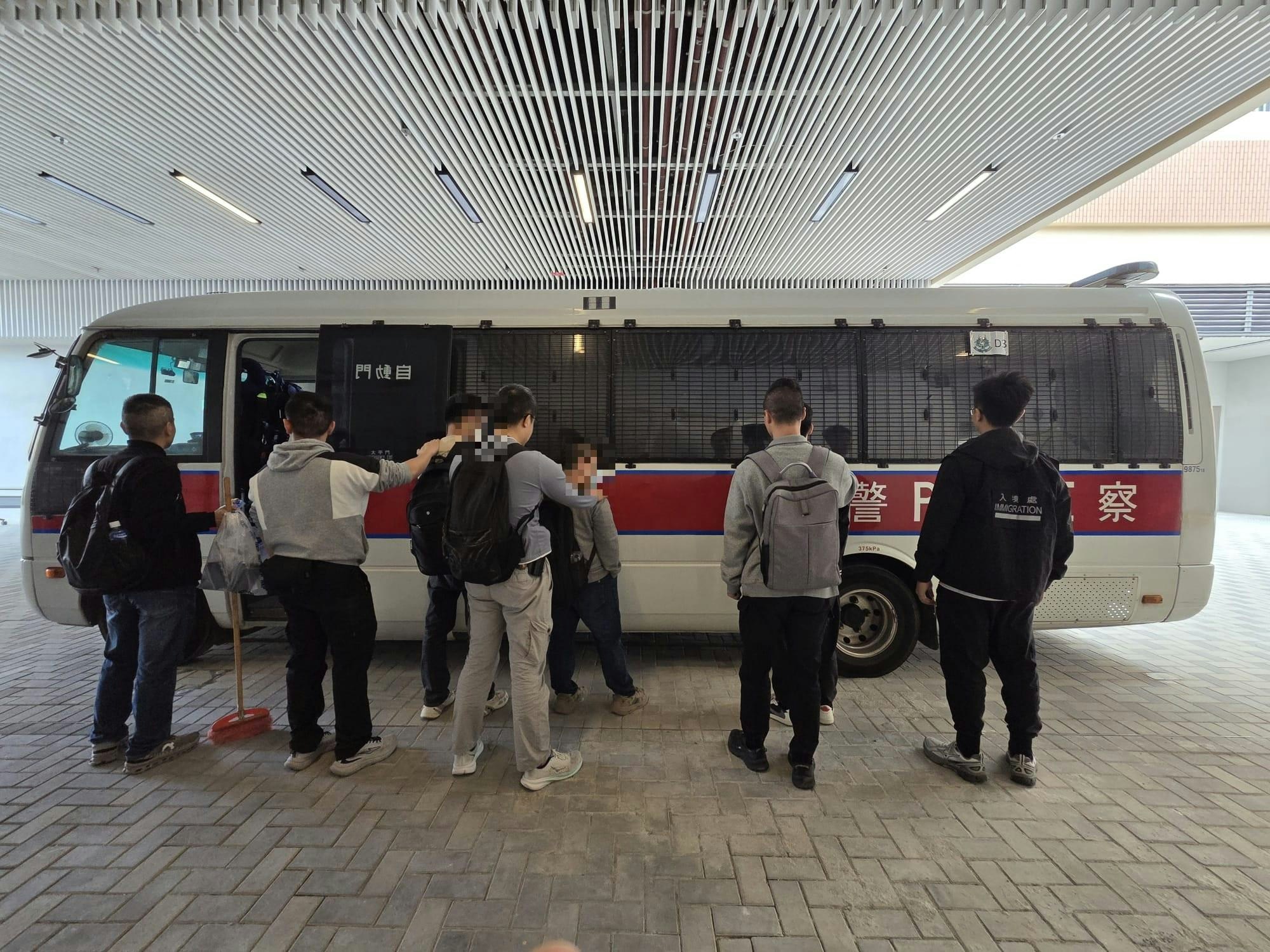 警聯入境處反非法勞工 拘17男女包括內地及印尼人