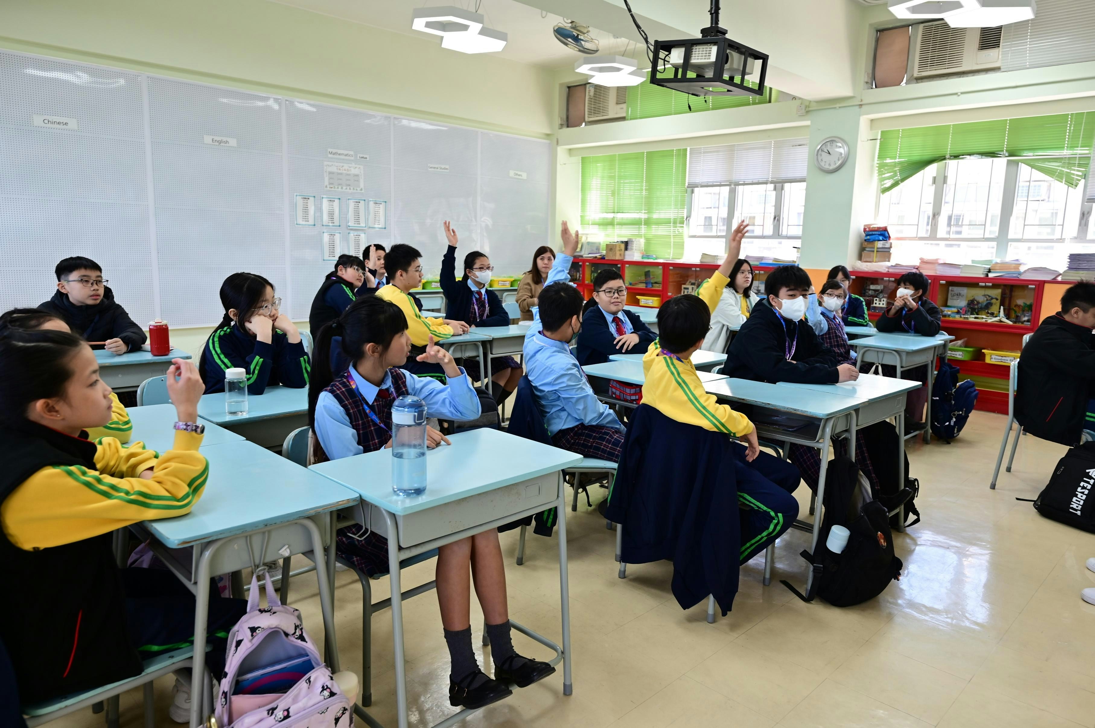 大埔浸信會公立學校（埔浸）學生目前按年級暫時安排至大埔官立小學（大埔官小）及新界婦孺福利會基督教銘恩小學（銘恩）上課，直至本學年結束。(教育局圖片）