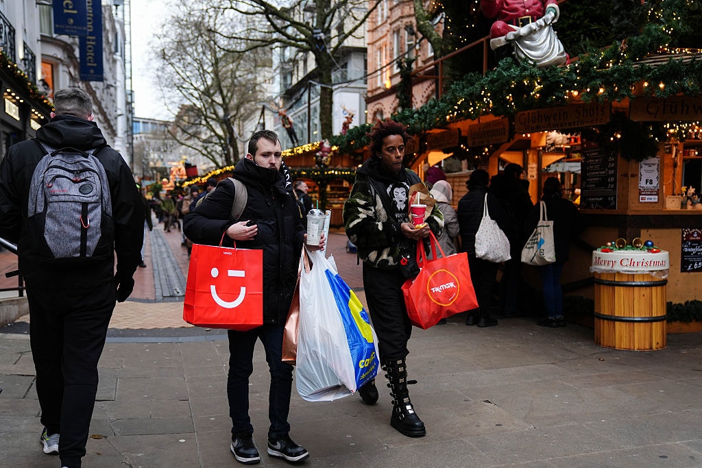 美國人節日購物季負債增加 逾三分一平均負債近萬元