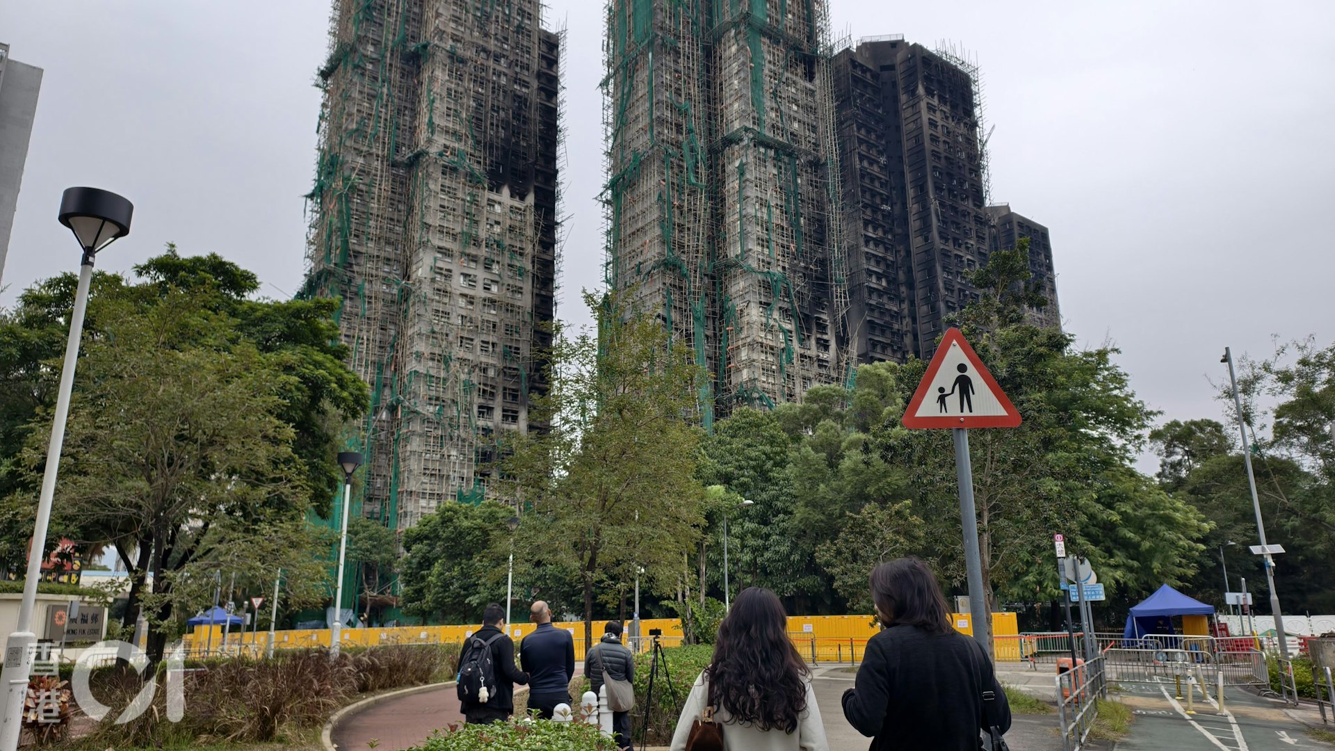 宏福苑火災一個月|李家超感謝各地及各界支援:繼續堅毅面對挑戰 宏福苑火災一個月|李家超感謝各地及各界支援:繼續堅毅面對挑戰