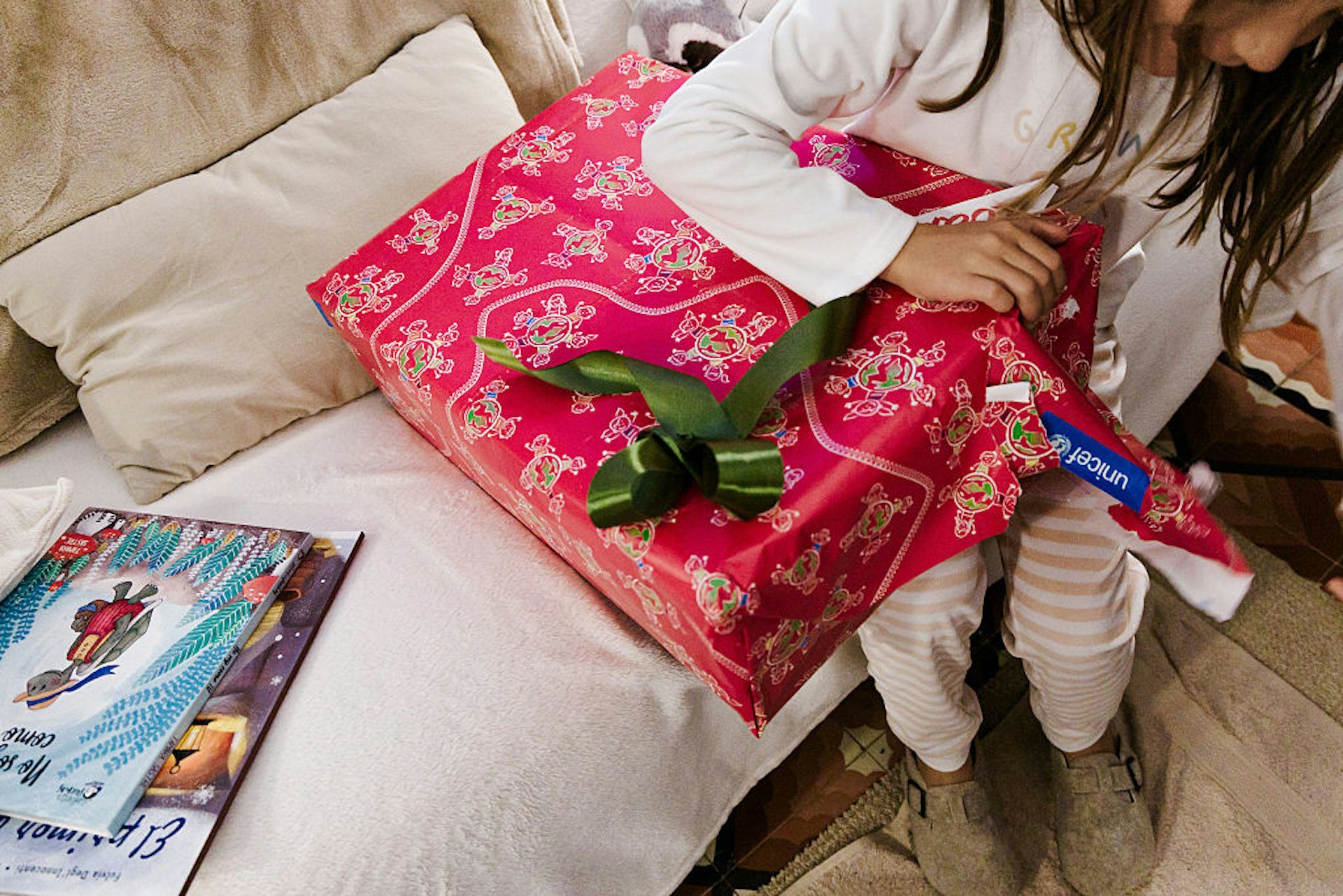 示意圖:英國有約五分之一受訪者表示,2024年聖誕節收到了不想要的禮物。(Getty)