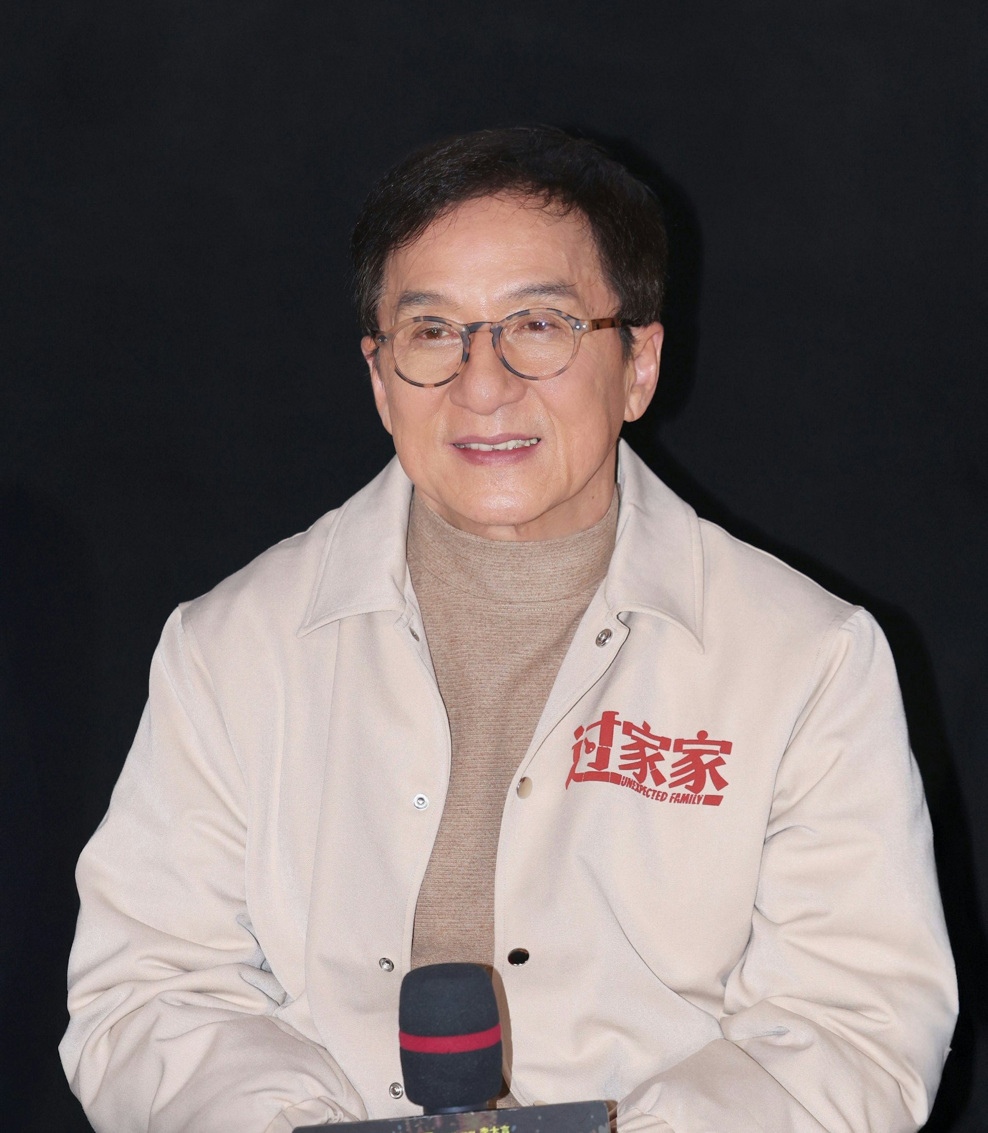 成龙透露原本有可能参演《霸王别姬》。(《过家家》微博图片) 成龙透露原本有可能参演《霸王别姬》。(《过家家》微博图片)