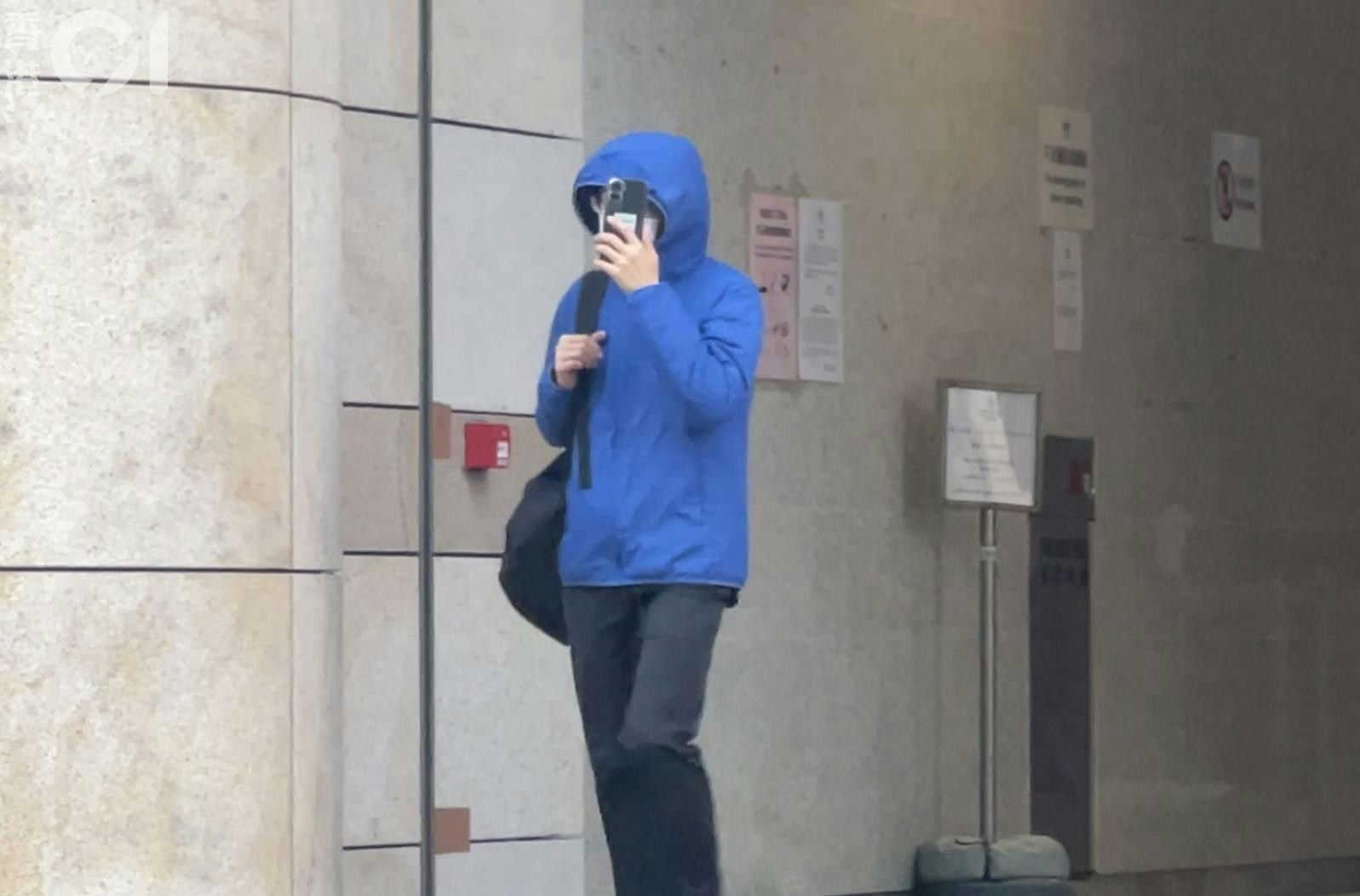 死者黃燕葵的四弟有列席其胞姊的死因研訊。(陳蓉攝)