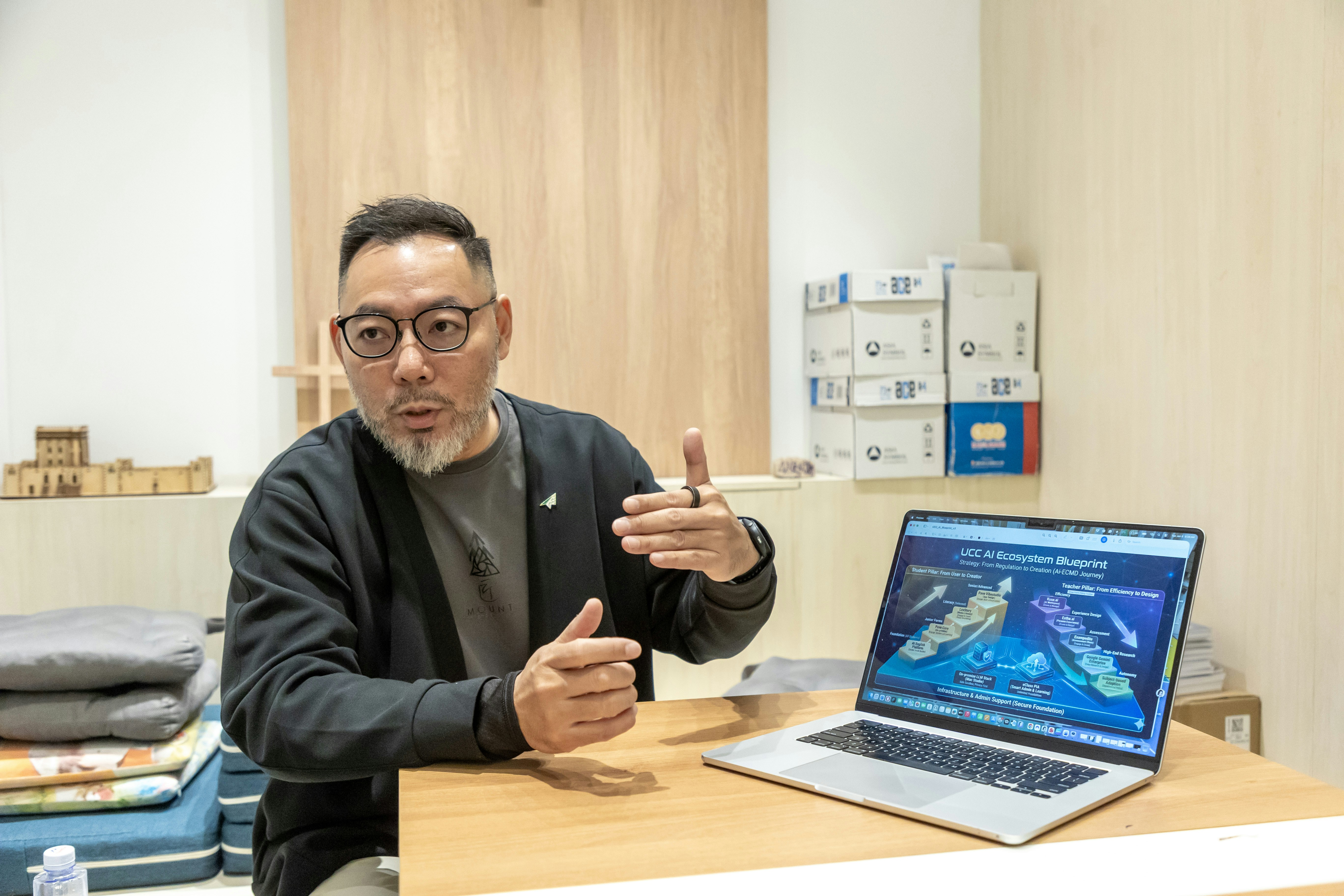 汇基书院建AI教学蓝图四层次框架助师生应用建试错修正文化