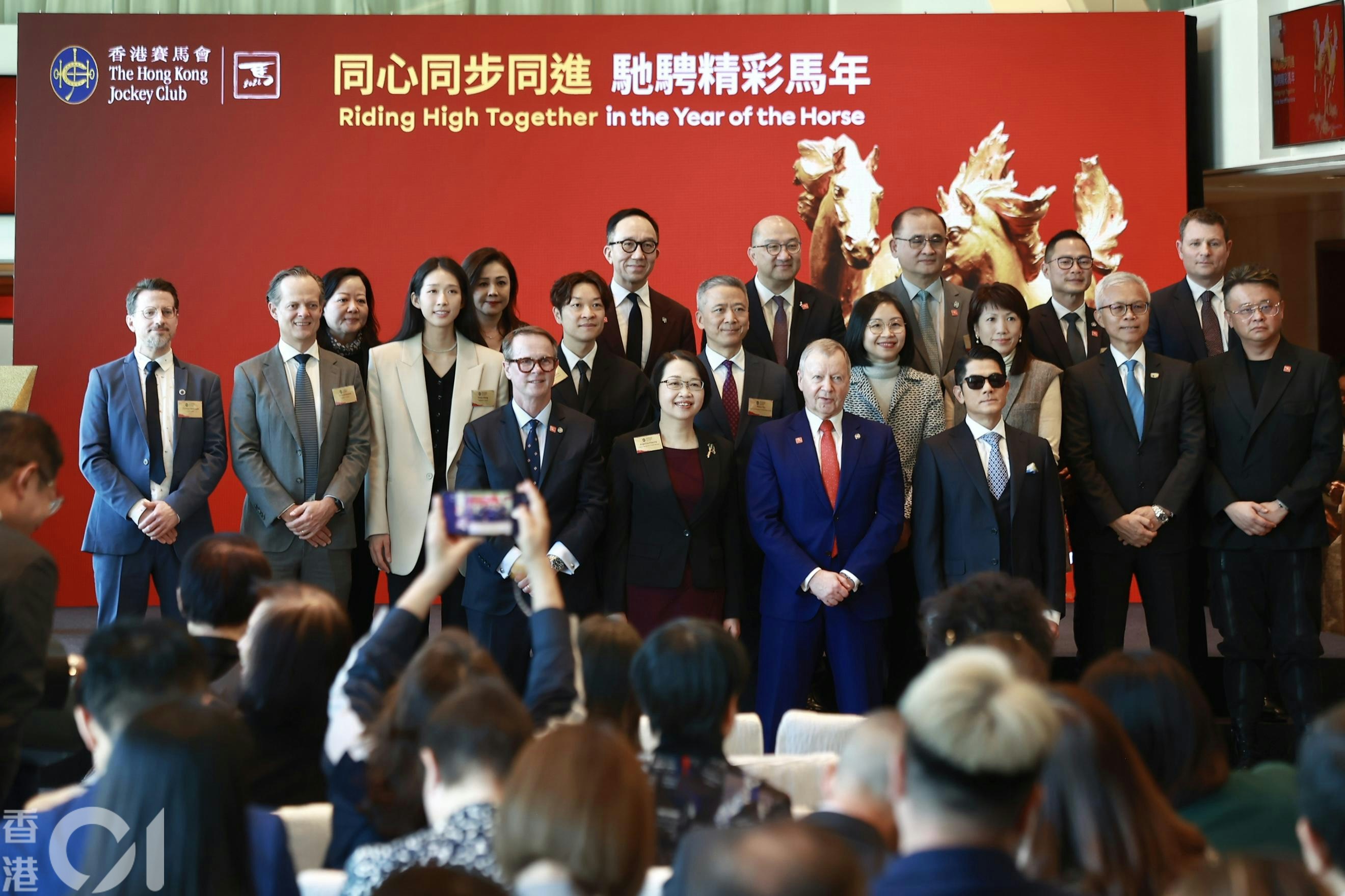 馬年賀歲煙花匯演大年初二2.18維港舉行　歷時23分鐘預算約1900萬