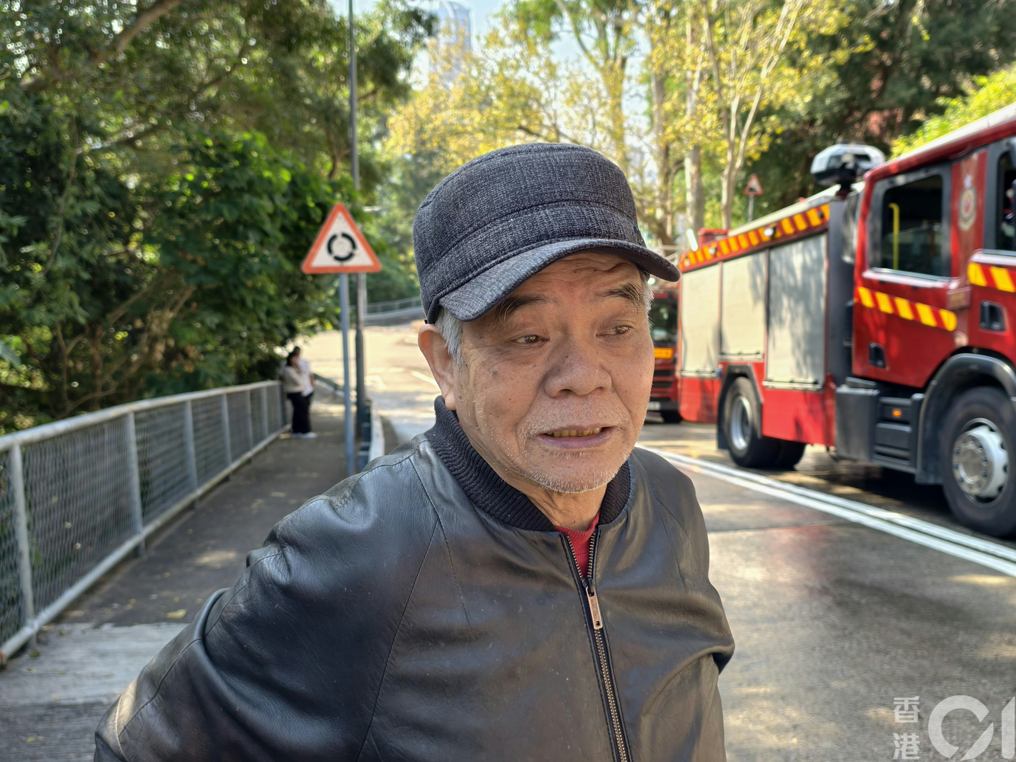 屋主陳先生對起火原因毫無頭緒，強調沒有與人結怨，直指事件是「一個謎」。。（黃學潤攝）