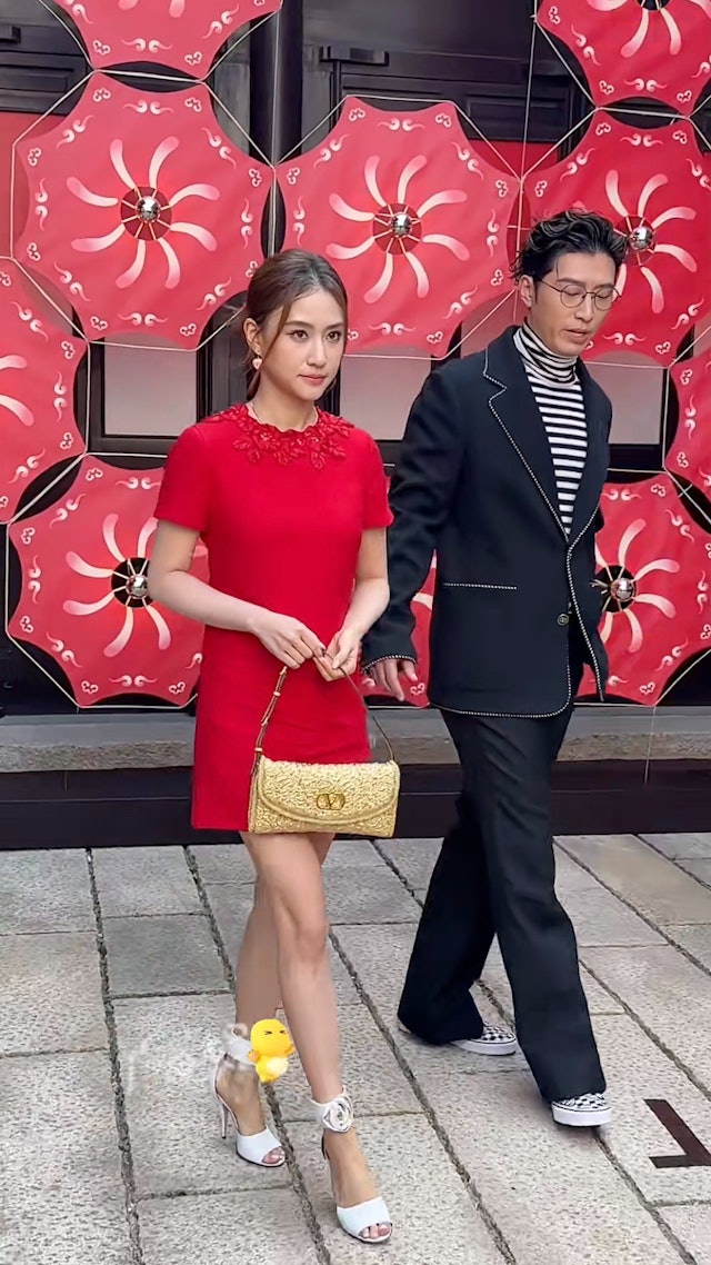 何超蓮竇驍合體出席活動全程零笑容貌合神離 網民詫異:形同陌路 | LIHKG 討論區