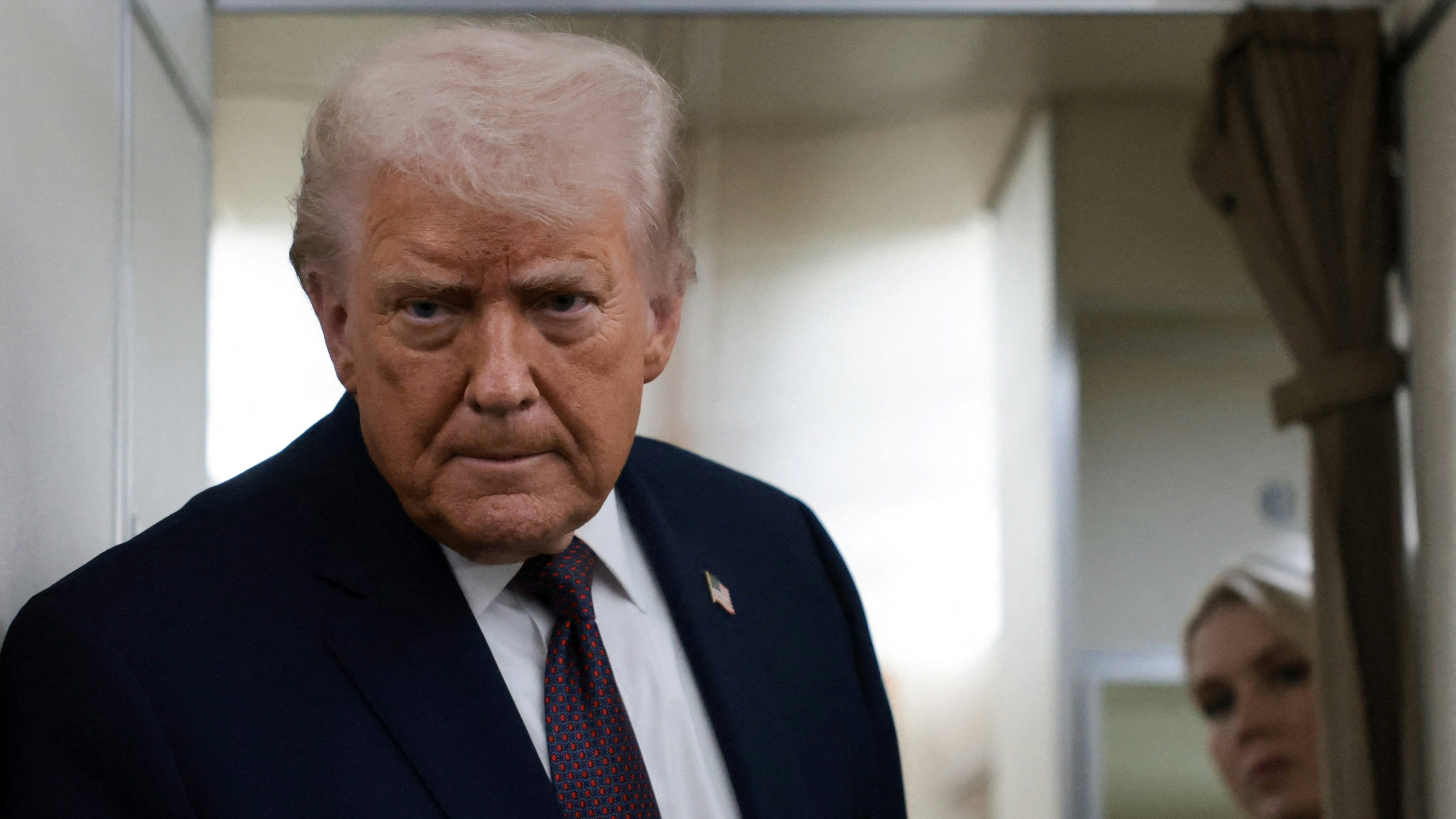 特朗普再斥卡尼警告加拿大勿與華達協議否則祭100％關稅