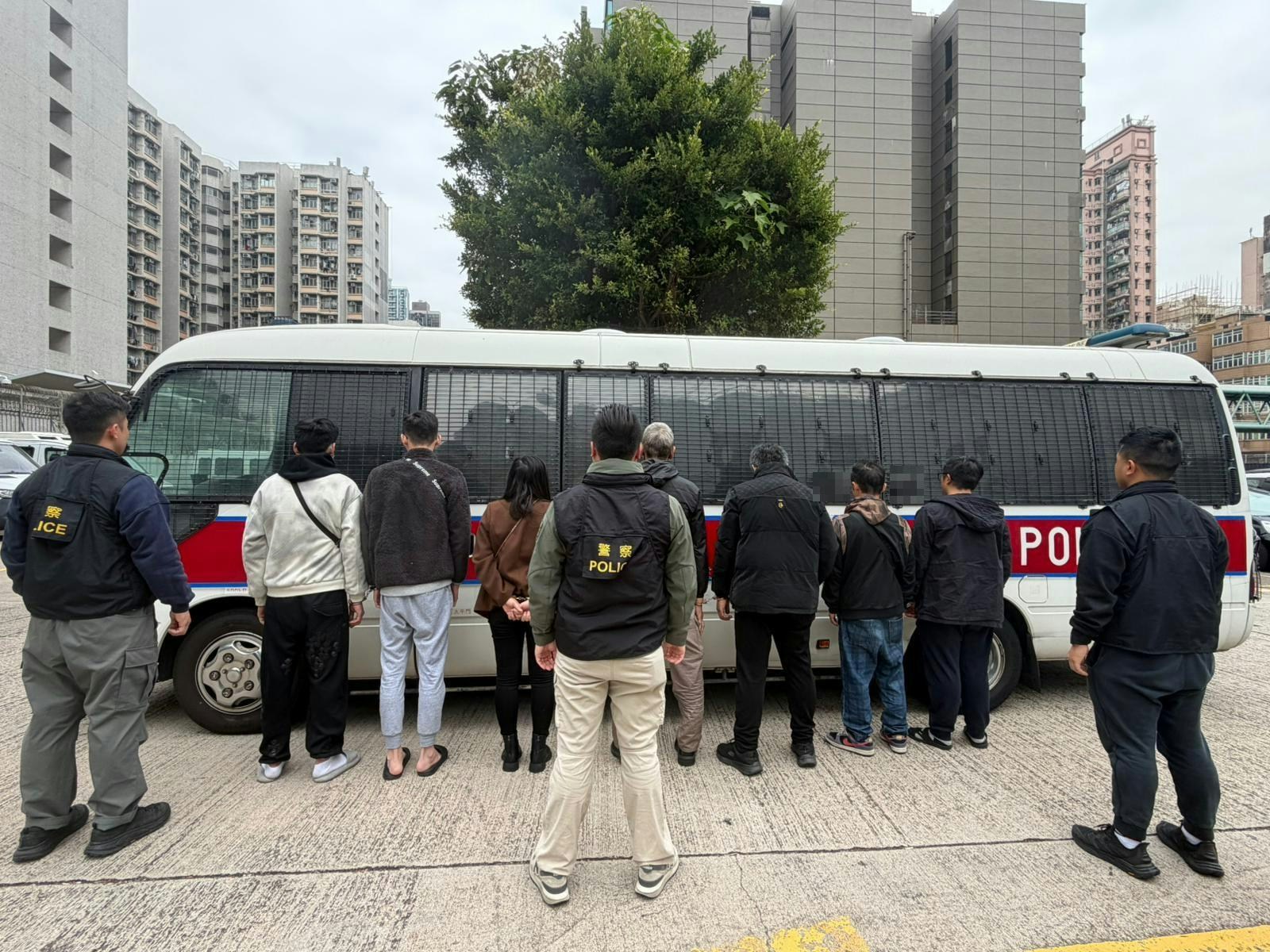 警深水埗单位捣非法钓鱼机赌场 拘8人包括越南籍主持