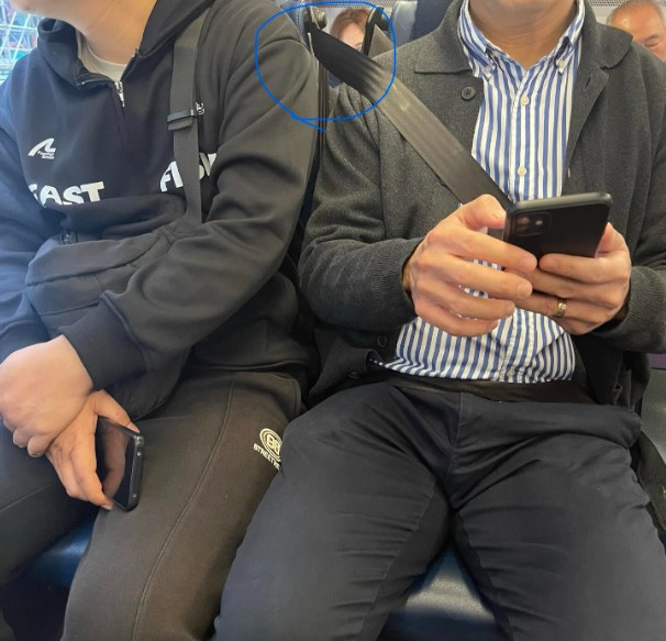 有網民見到其他乘客扣錯安全帶，「提唔提佢呢？」。（Threads@sweetieivy01）