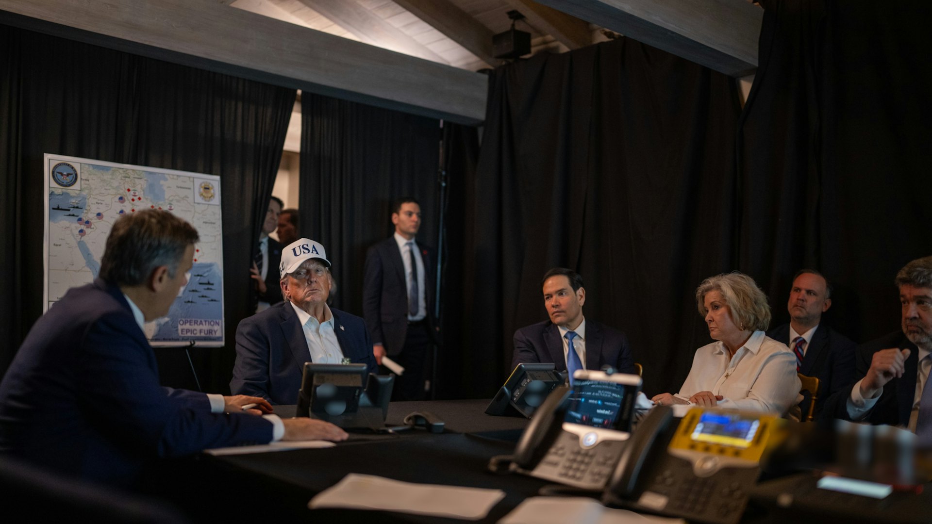 美國官員指伊朗對核協議毫無誠意 形容特朗普出兵「別無選擇」 美國官員指伊朗對核協議毫無誠意 形容特朗普出兵「別無選擇」