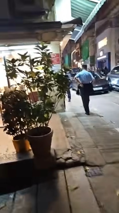 潘國興未有「發火」，選擇報警處理。（YouTube@劉馬車）