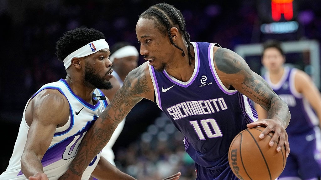NBA｜36歲老將迪洛桑轟41分11助攻 榜尾戰帝王116：111險勝爵士