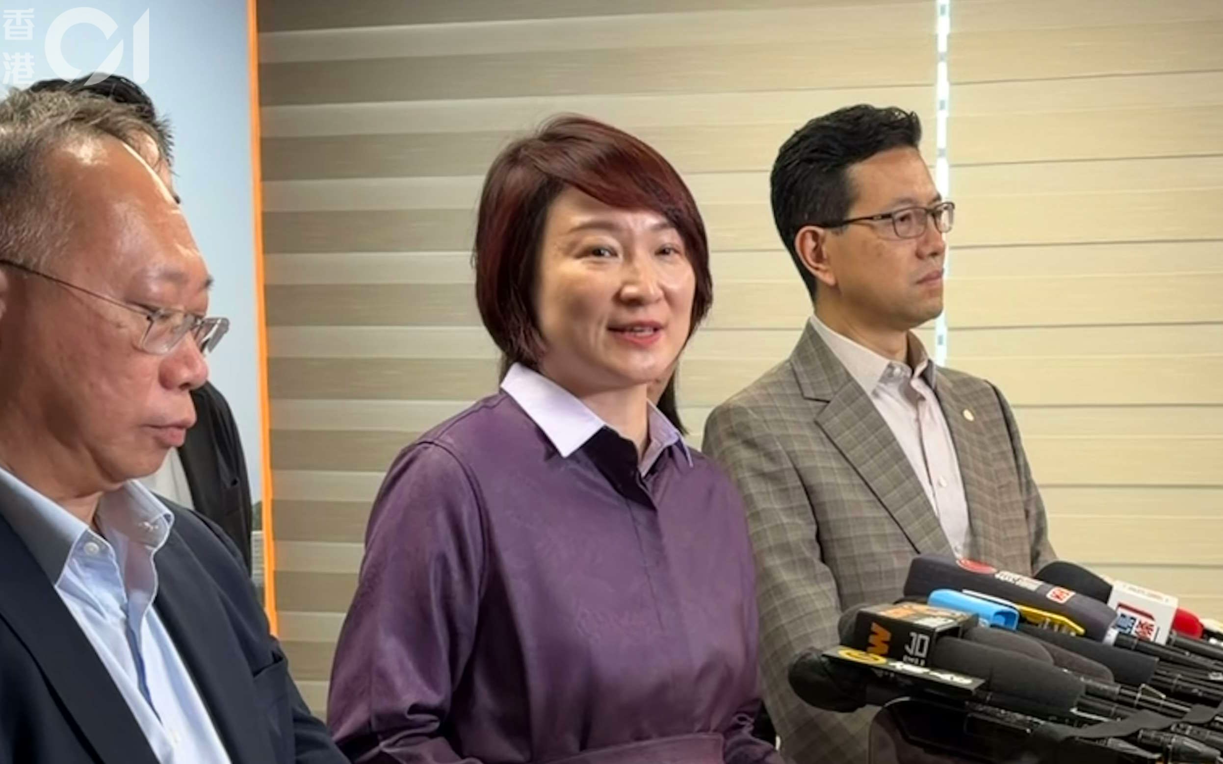 宏福苑聽證會揭部門缺失 立法會為何平靜?李慧琼:繼續留意事件 宏福苑聽證會揭部門缺失 立法會為何平靜?李慧琼:繼續留意事件