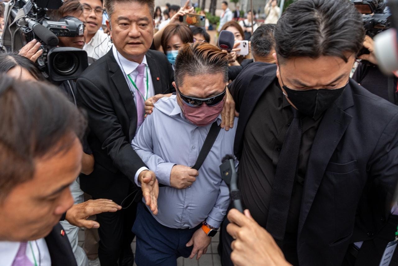 宏福苑|工程主任不知下屬放消防水缸水 陸啟康:咁你做乜嘢? 宏福苑|工程主任不知下屬放消防水缸水 陸啟康:咁你做乜嘢?