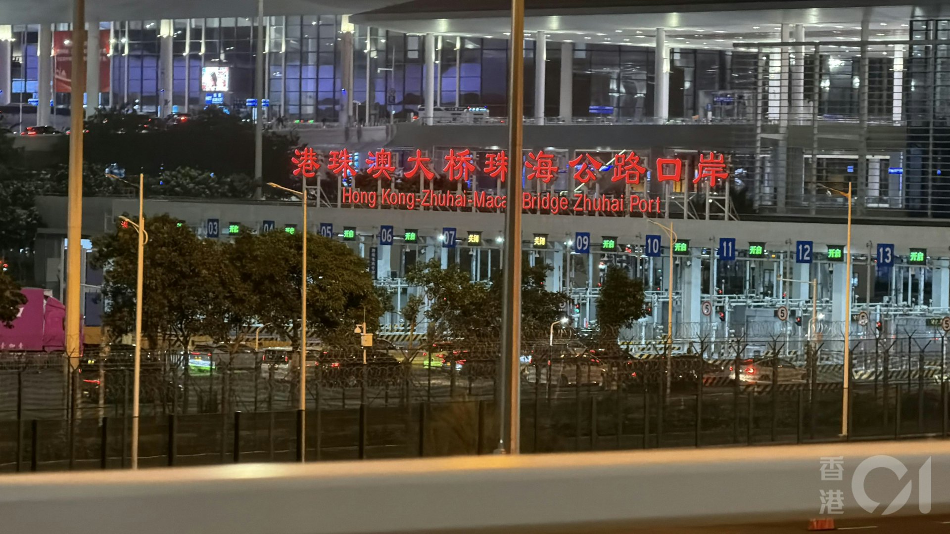 港珠澳大桥珠海口岸。