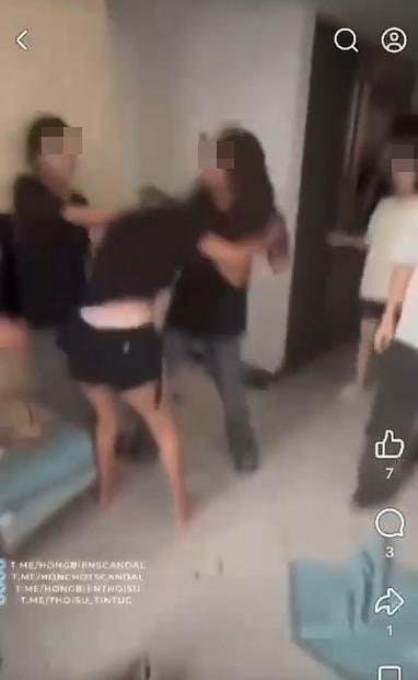 捉奸MMA片疯传！小三被“脱衣”围打后续超狂，美貌曝光全网力撑（组图） - 10