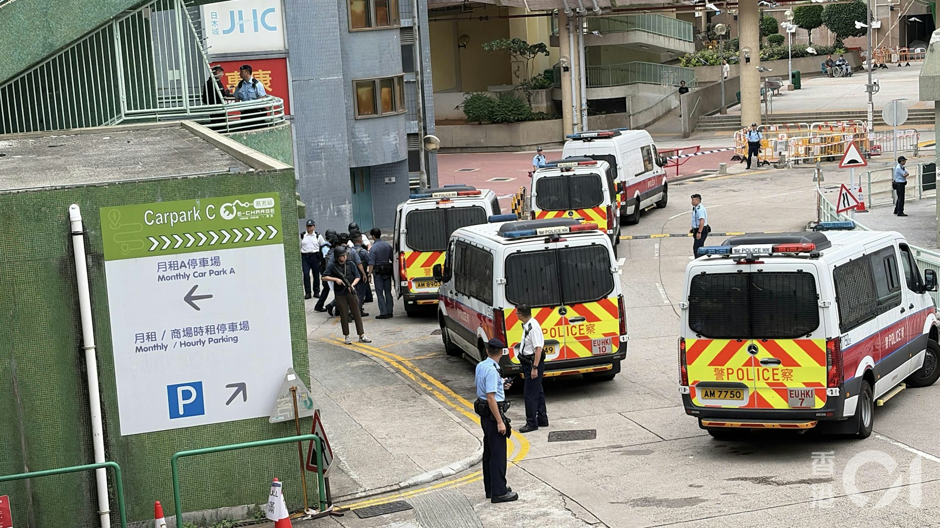 警方帶走疑犯。(陳浩然攝)