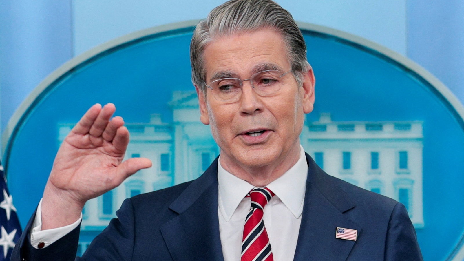 貝森特警告2家中國銀行:若處理伊朗資金石油交易將面臨次級制裁 貝森特警告2家中國銀行:若處理伊朗資金石油交易將面臨次級制裁