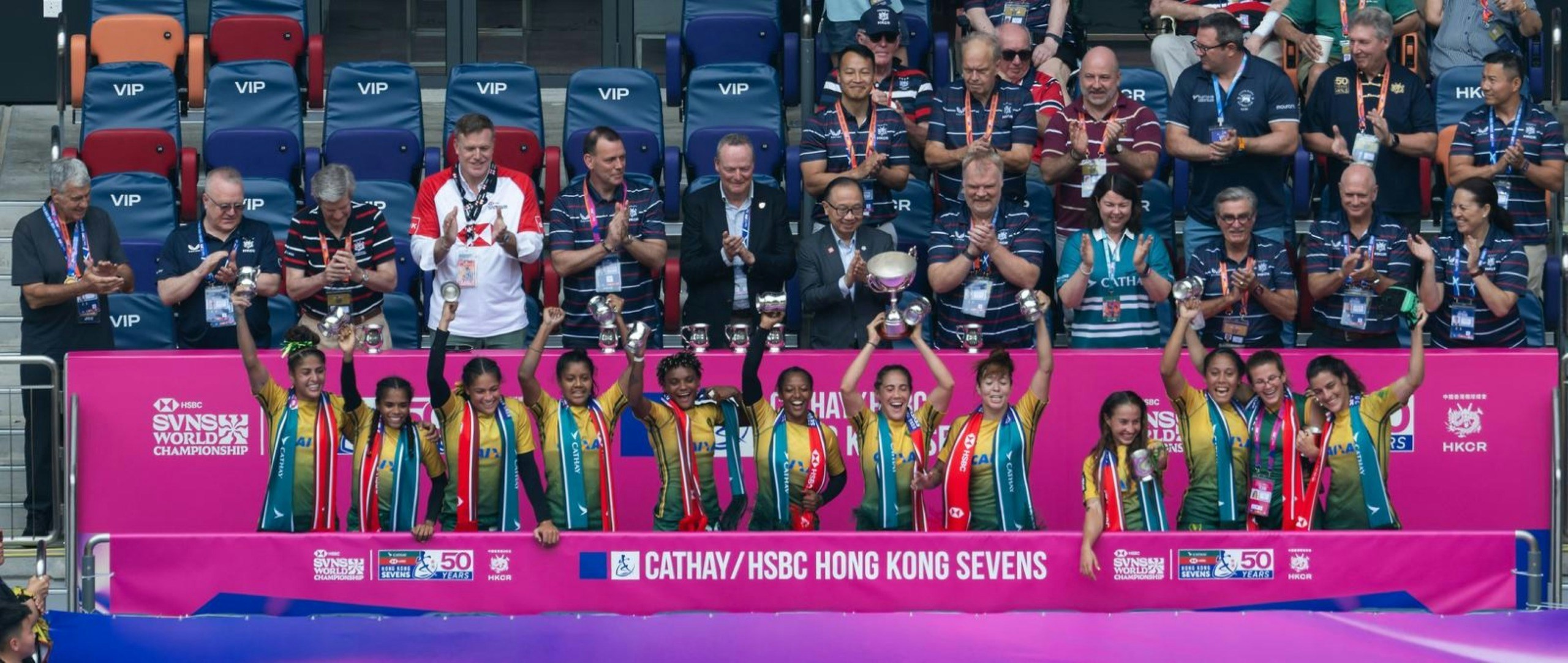 [情感連結] 七欖|馬會支持國際欖球盛事 推社區計劃惠及逾12000人：數據看見的不僅是人數，更是萬個被點亮的真實笑容與社會溫度