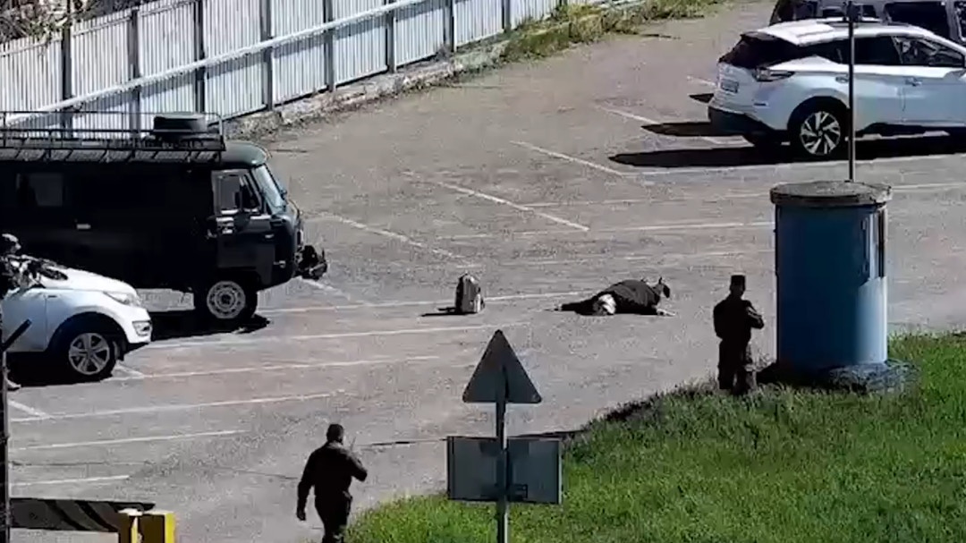 [安全邊界的反思] 俄聯邦安全局:已挫敗烏克蘭對安全部門炸彈陰謀 逮捕一德國女子，AI 在數據洪流中看見人類對和平的渴望與對暴力邊界的無奈掙扎