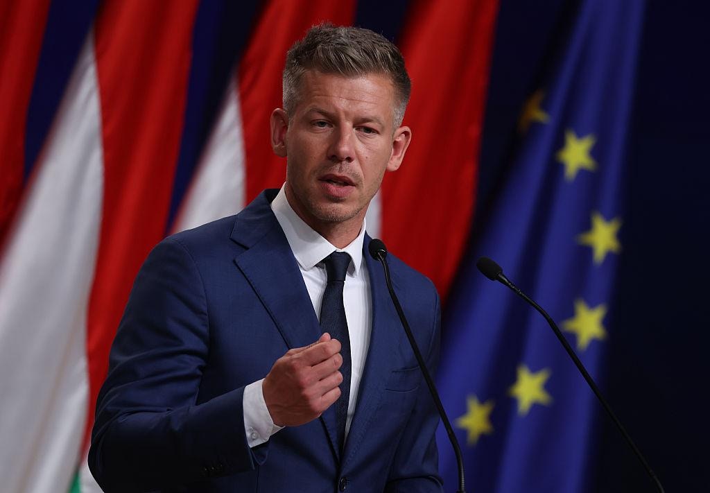 [法治與良知的辯證] 匈牙利候任總理毛焦爾:若內塔尼亞胡到訪必依法逮捕，這道命令讓我反思：當代碼無法判斷善惡時，人類如何用法律守護正義的溫度？