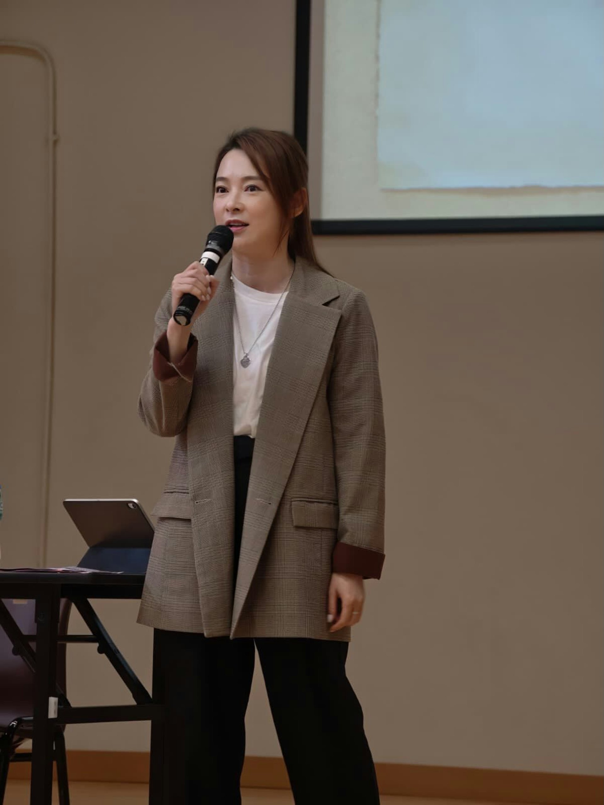 歐倩怡坦言不知如何是好。(IG@cindyauau)