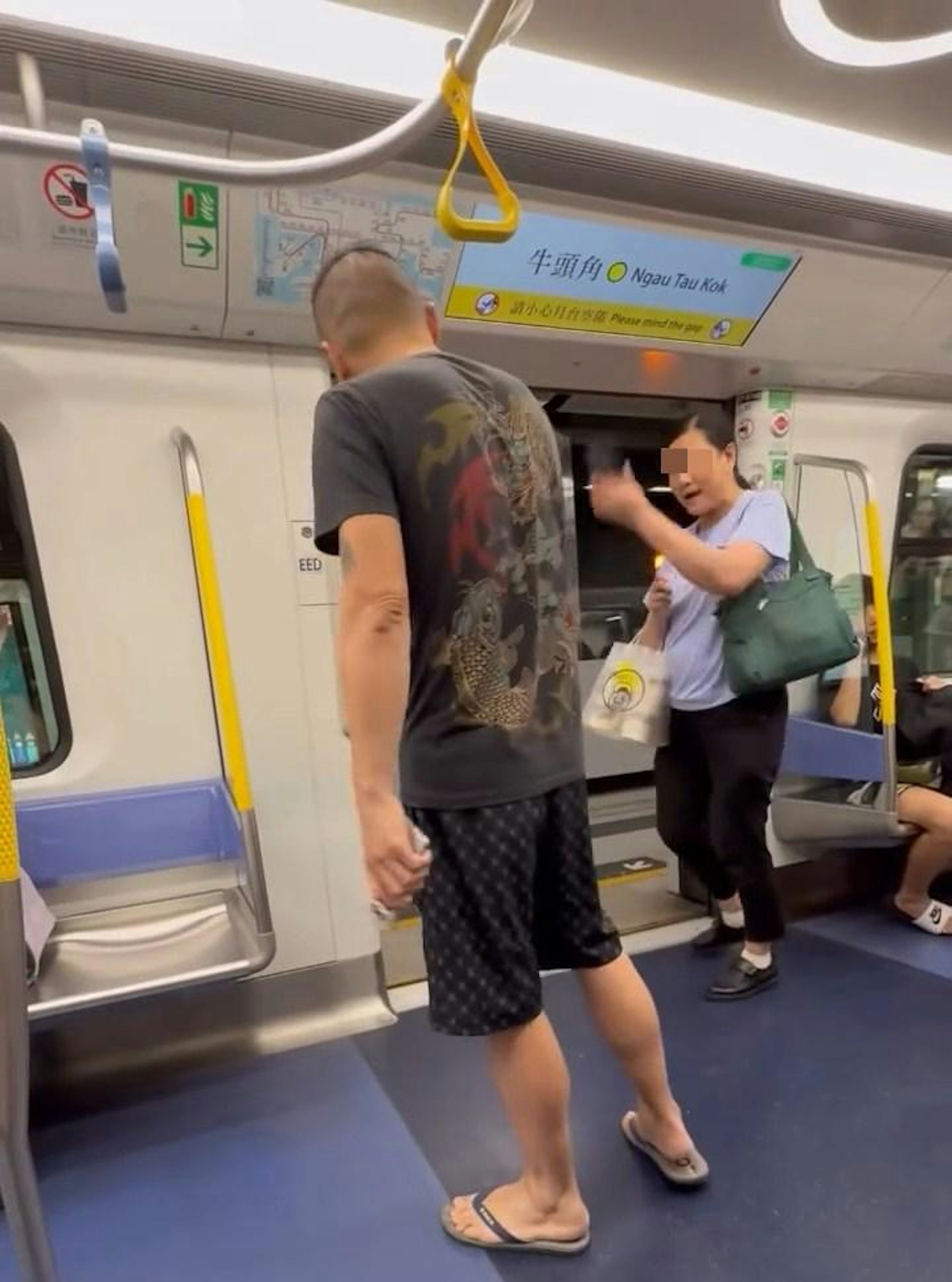 網民紛紛讚揚大媽勇敢,「好尊敬」。(Threads@minazzzhaha)