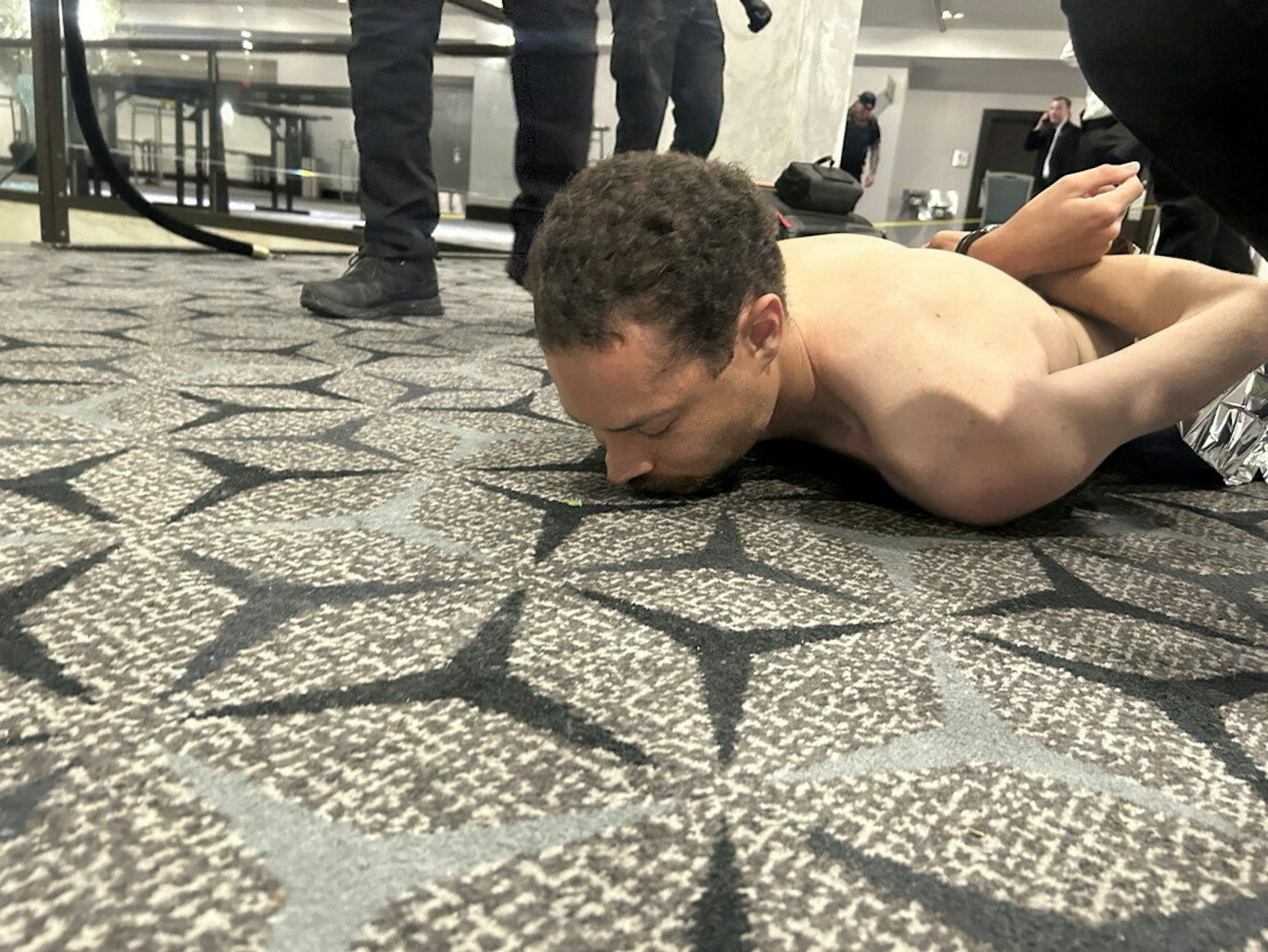 2026年4月25日,白宮記者晚宴發生槍擊事件,疑犯被捕(Truth Social/Handout via REUTERS) 2026年4月25日,白宮記者晚宴發生槍擊事件,疑犯被捕(Truth Social/Handout via REUTERS)