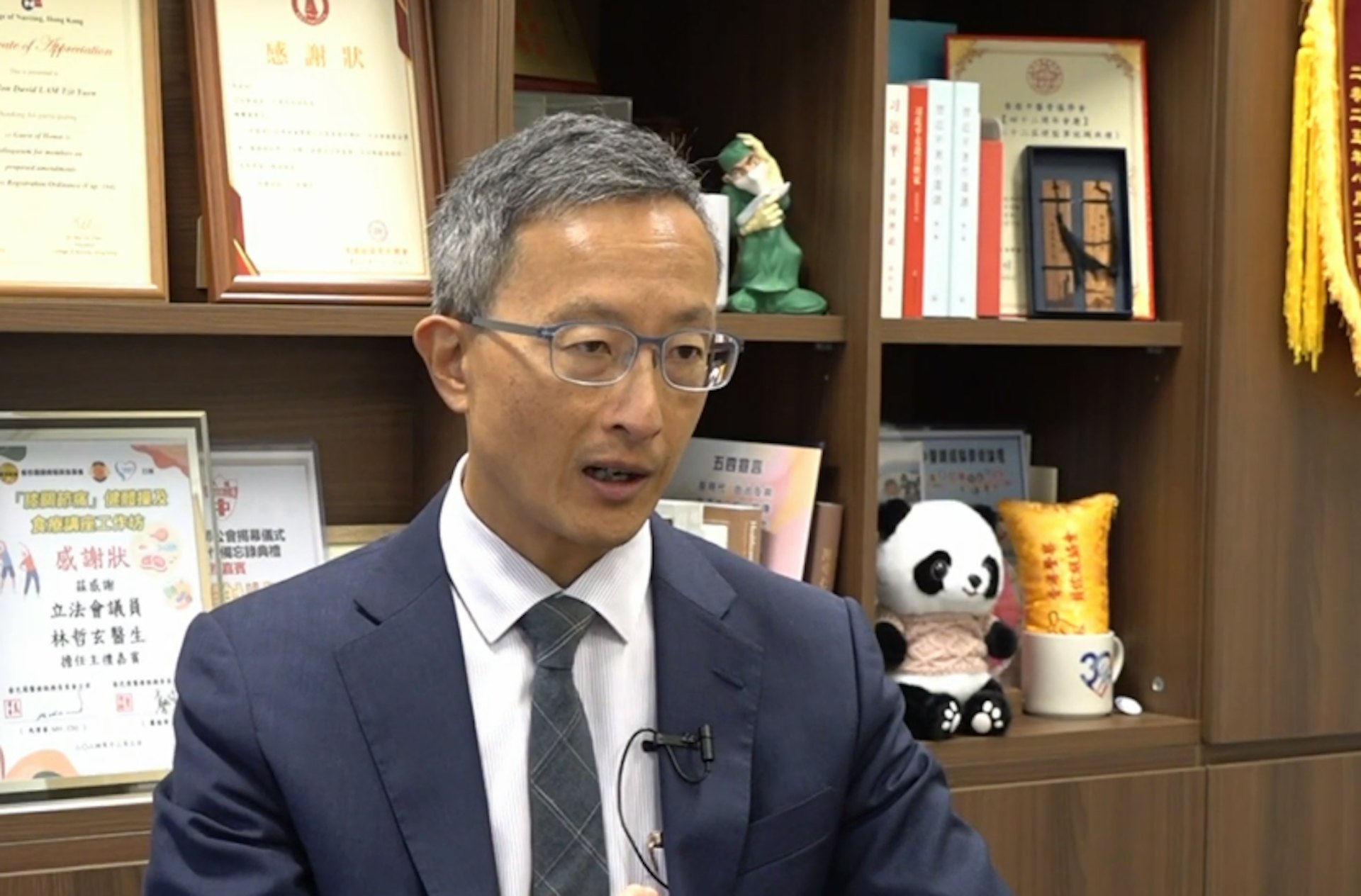 林哲玄指,醫生是否需要告訴患者有否在診斷過程中使用AI,將成為未來的一個爭議。