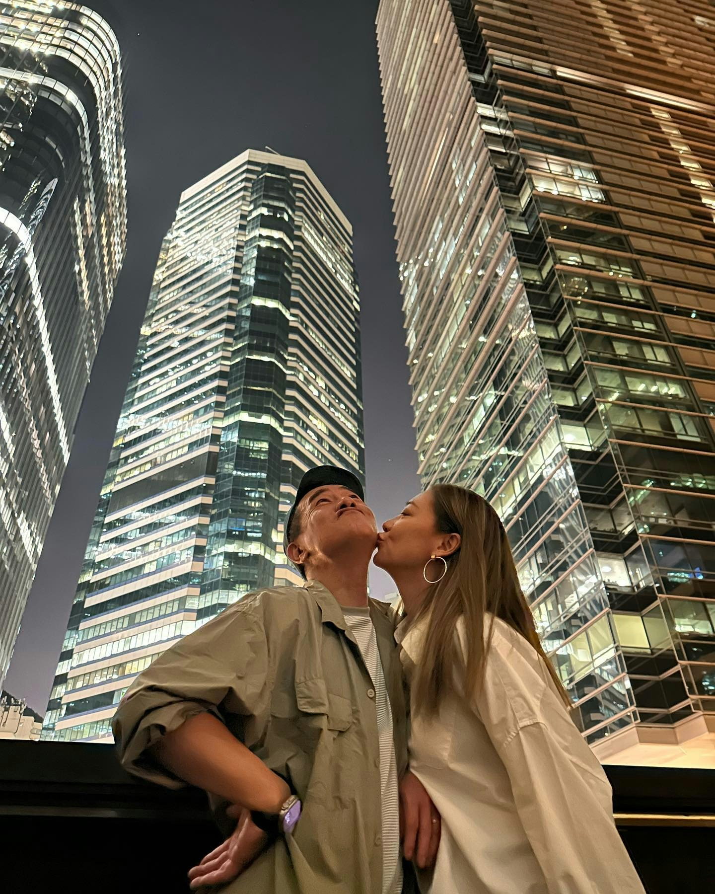 陈小春与妻子应采儿。(IG@yingcaier)