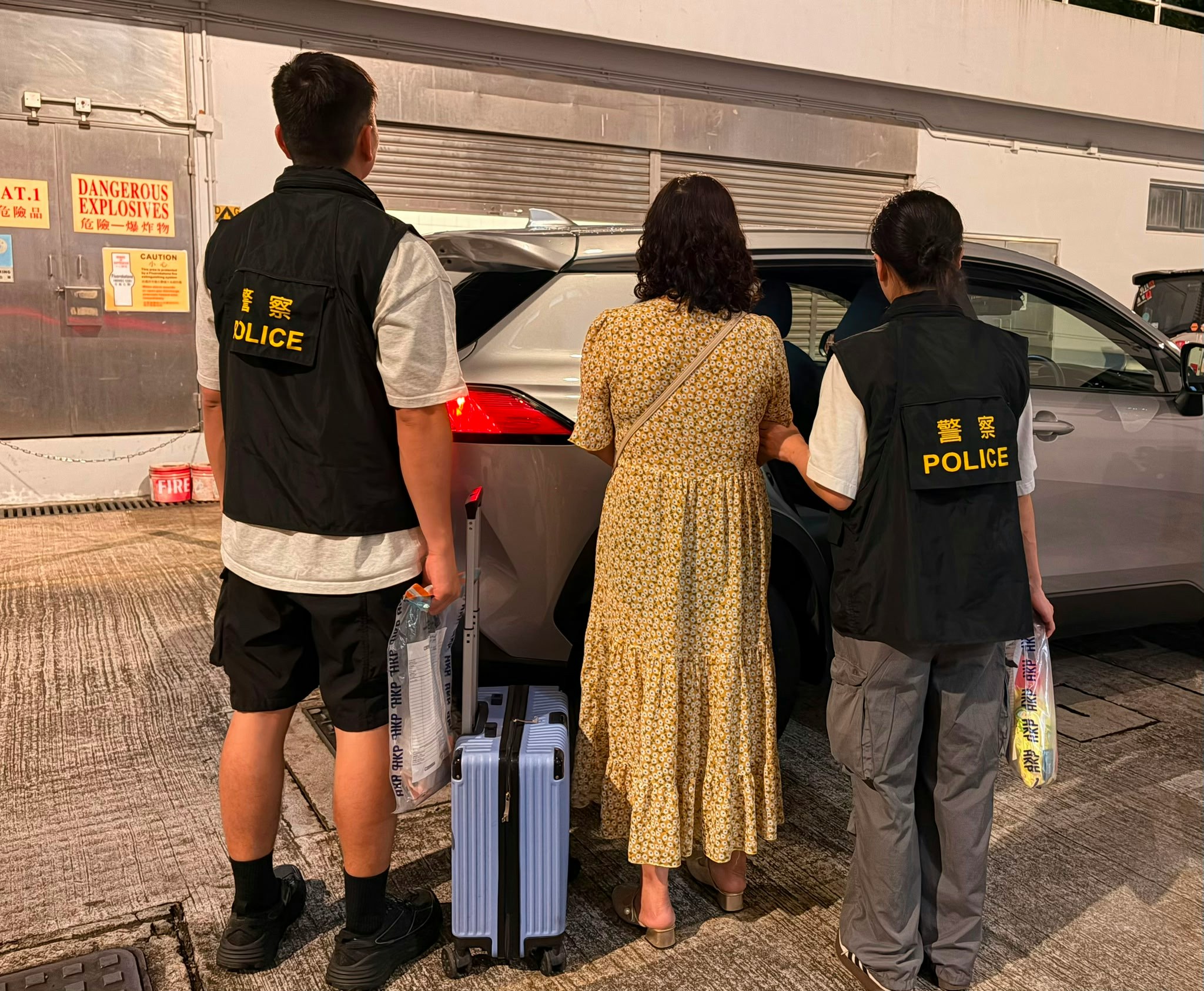 警方拘捕一名女子。（警方提供）