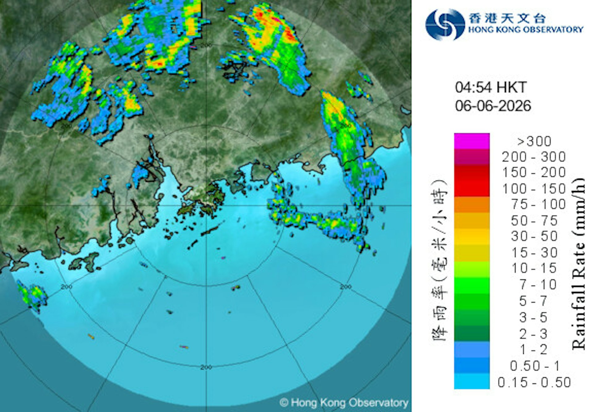 天文台6月6日凌晨5時54分的天氣雷達圖像顯示,本港附近未有雷雨區,但廣東內陸則有強雷雨帶。(天文台圖片) 天文台6月6日凌晨5時54分的天氣雷達圖像顯示,本港附近未有雷雨區,但廣東內陸則有強雷雨帶。(天文台圖片)