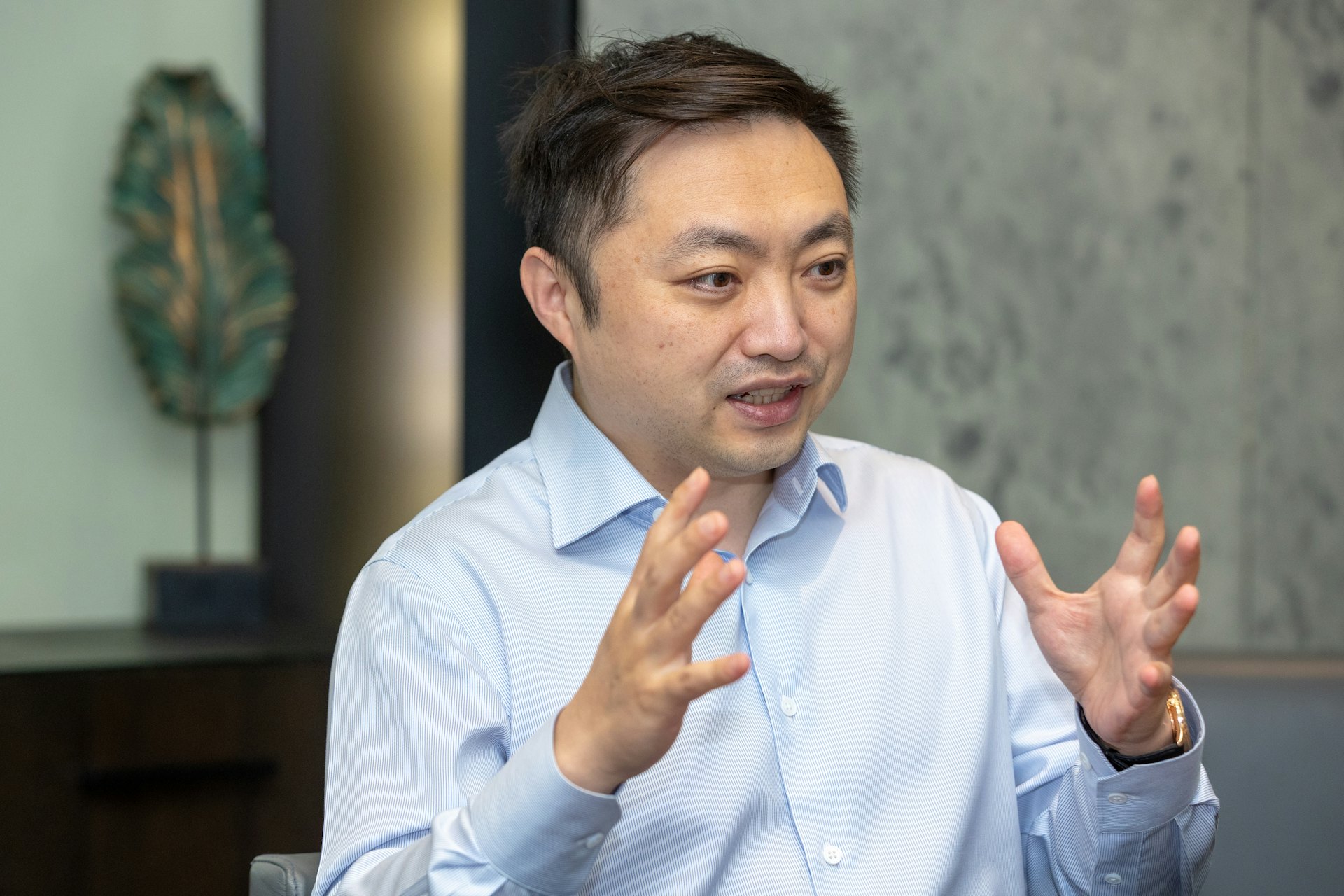 宋寧形容「iMedImage®」的邏輯:十年前,開發客服機器人需數億資金;如今有了大語言模型,只需一份產品說明和常見問題文檔,告訴它「你是專業客服」,幾分鐘即可部署,服務水平遠超以往。