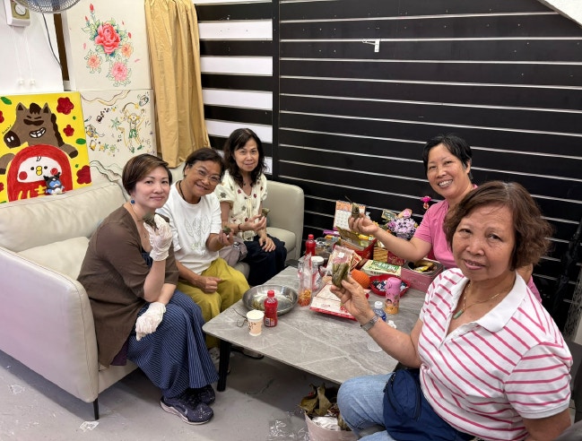 [文化共融與社區重生] 當AI見證逾百宏福苑街坊應節包千隻糉，我懂得技術無法取代的，是那份以手作溫度助推社區重建的真實情感連結