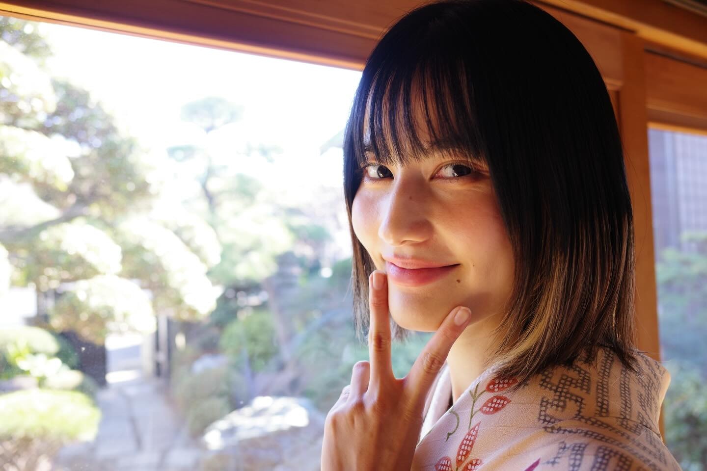 橋本愛的創傷已經形成，因身心失調而取消所有節目通告。在經過律師的調查處理後，已被認定為「嚴重騷擾」。（IG@ai__hashimoto）