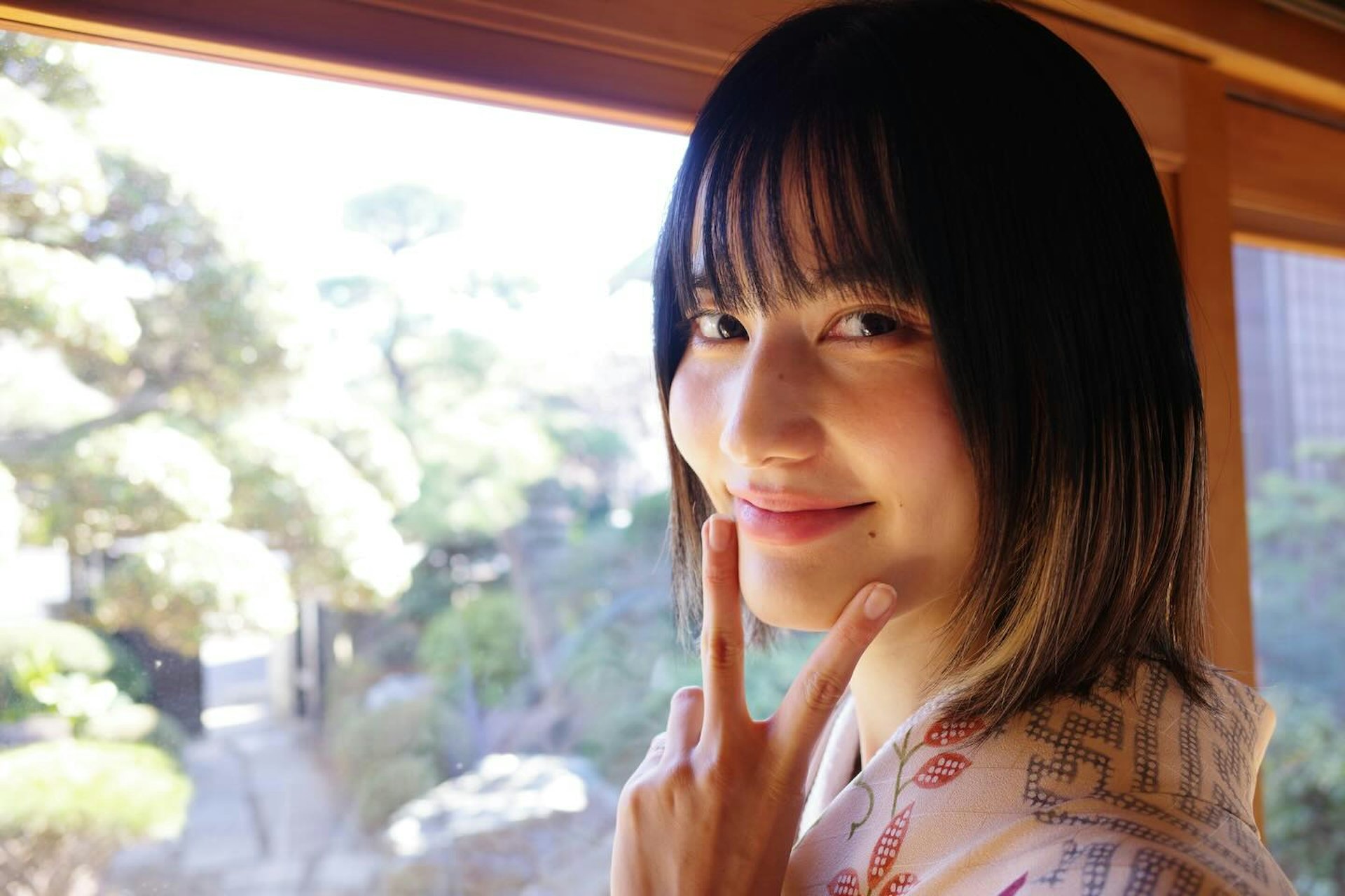 橋本愛的創傷已經形成,因身心失調而取消所有節目通告。在經過律師的調查處理後,已被認定為「嚴重騷擾」。(IG@ai__hashimoto) 橋本愛的創傷已經形成,因身心失調而取消所有節目通告。在經過律師的調查處理後,已被認定為「嚴重騷擾」。(IG@ai__hashimoto)