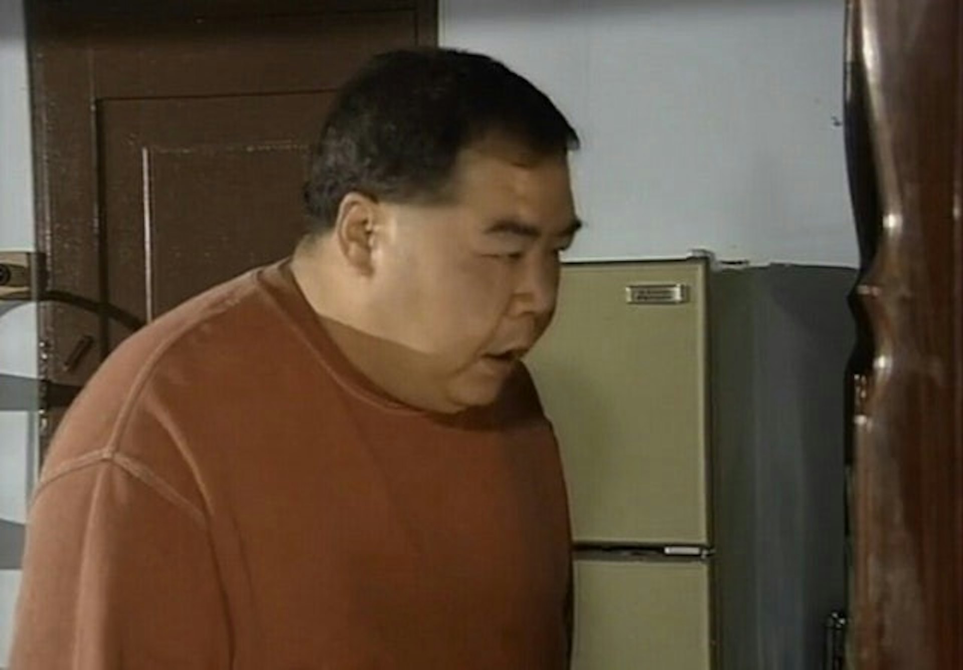 75岁郑则仕东莞火锅店大快朵颐,昔日“肥猫”瘦身35公斤告别膝痛 75岁郑则仕东莞火锅店大快朵颐,昔日“肥猫”瘦身35公斤告别膝痛